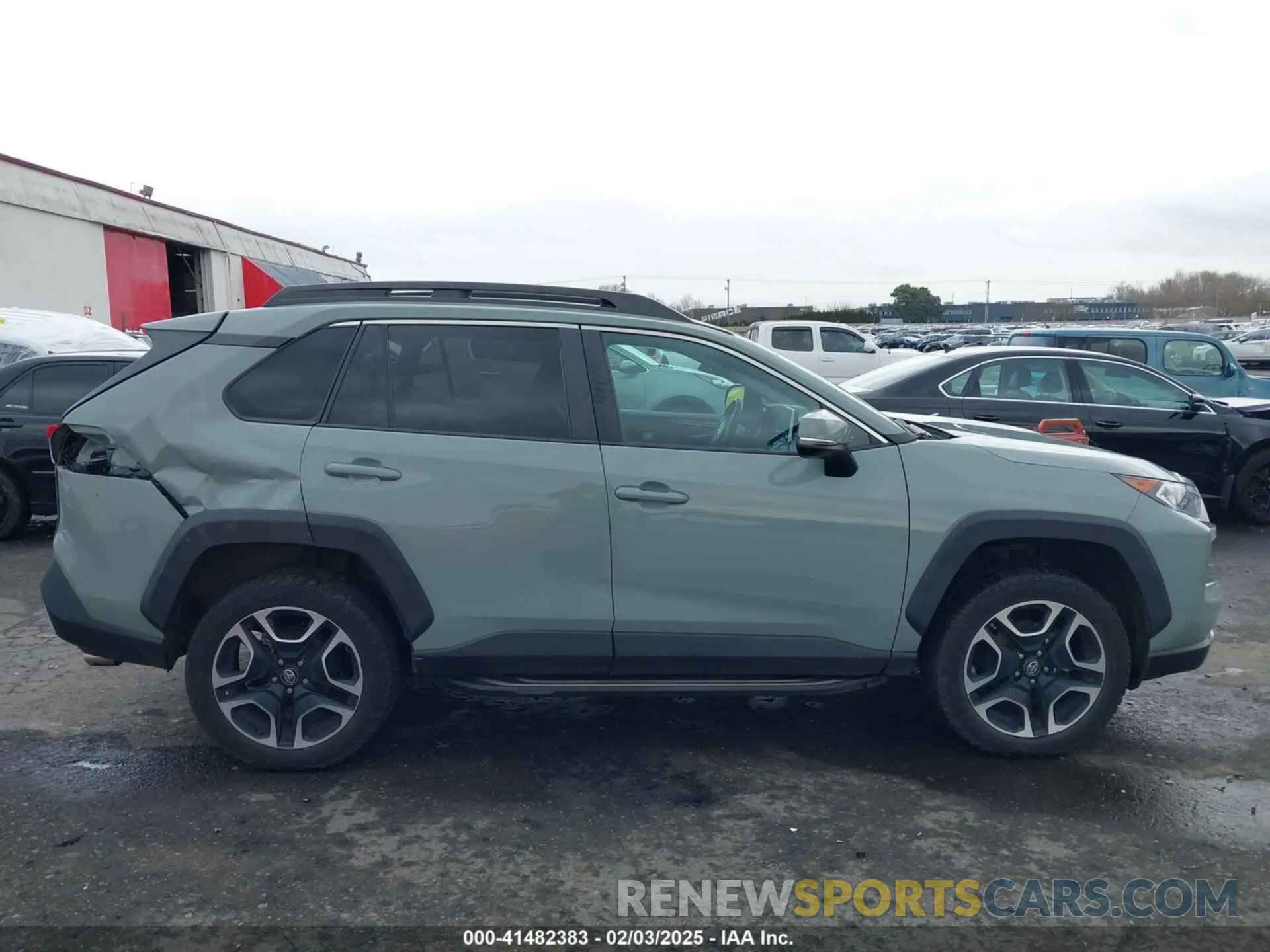 13 fotografías del automóvil dañado 2T3J1RFV8KC002037 TOYOTA RAV4 2019