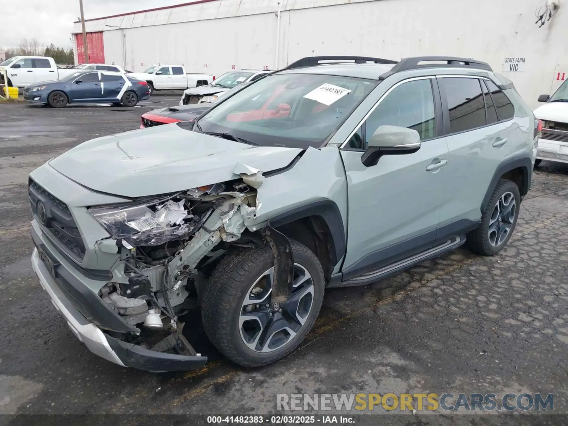 2 fotografías del automóvil dañado 2T3J1RFV8KC002037 TOYOTA RAV4 2019