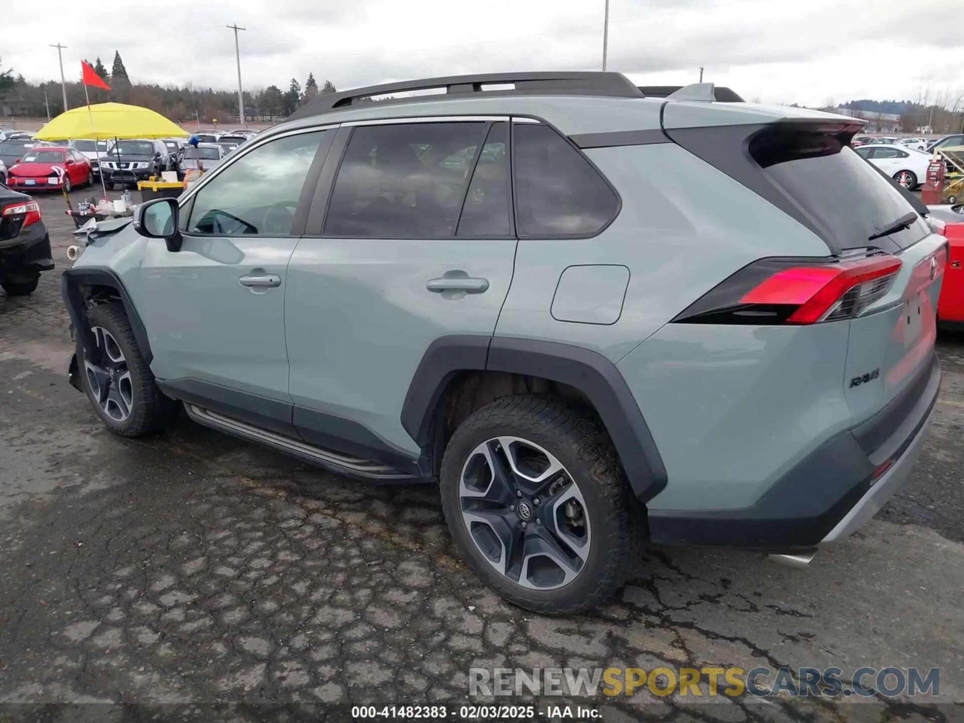 3 fotografías del automóvil dañado 2T3J1RFV8KC002037 TOYOTA RAV4 2019