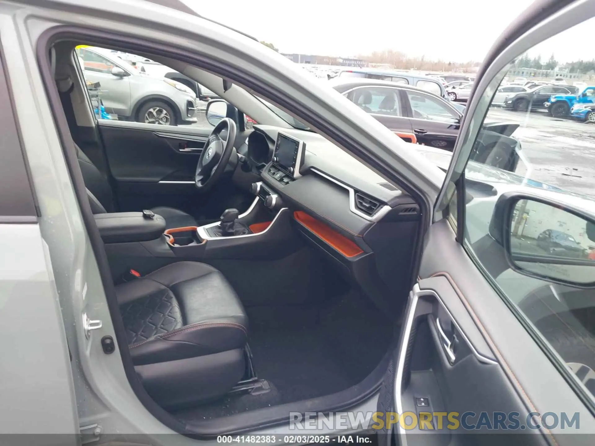 5 fotografías del automóvil dañado 2T3J1RFV8KC002037 TOYOTA RAV4 2019