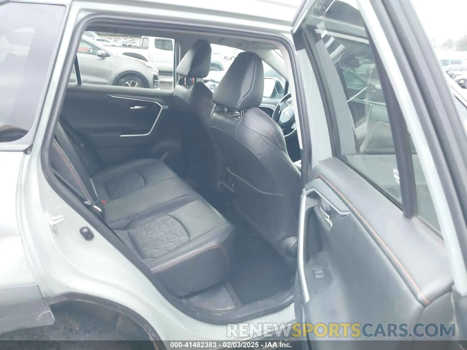8 fotografías del automóvil dañado 2T3J1RFV8KC002037 TOYOTA RAV4 2019