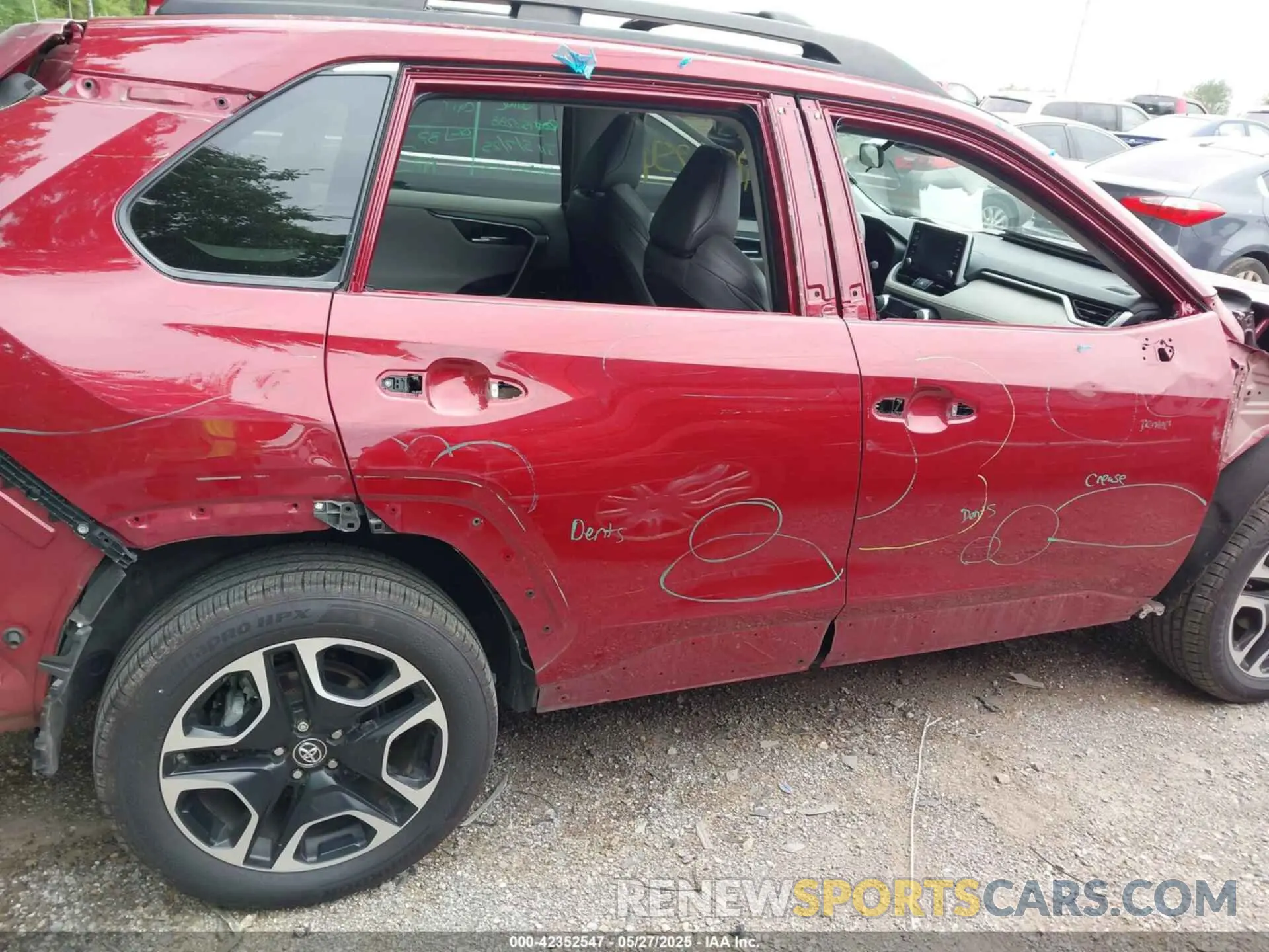 13 fotografías del automóvil dañado 2T3J1RFV8KW011383 TOYOTA RAV4 2019