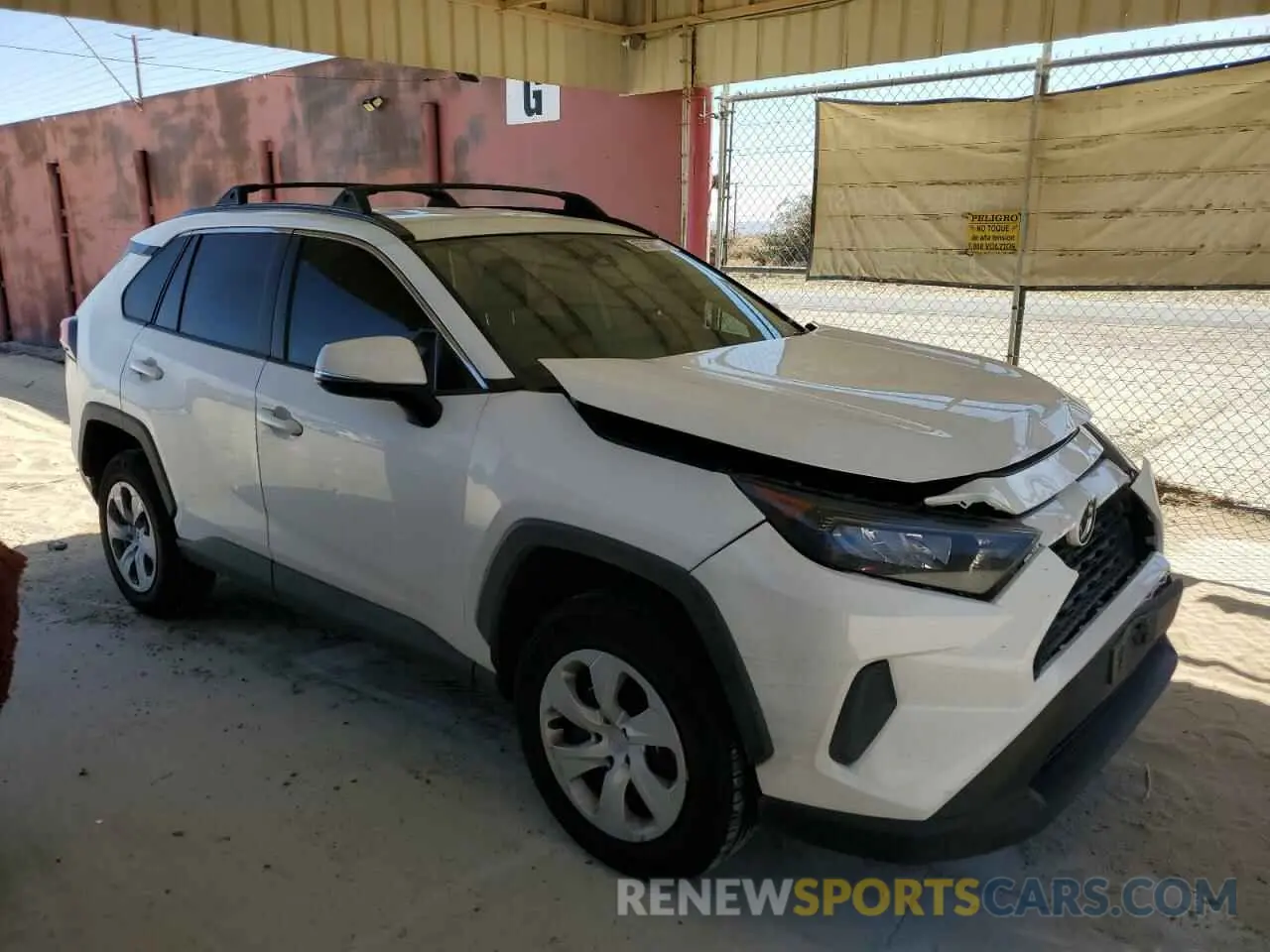 4 fotografías del automóvil dañado 2T3K1RFV0KW011589 TOYOTA RAV4 2019