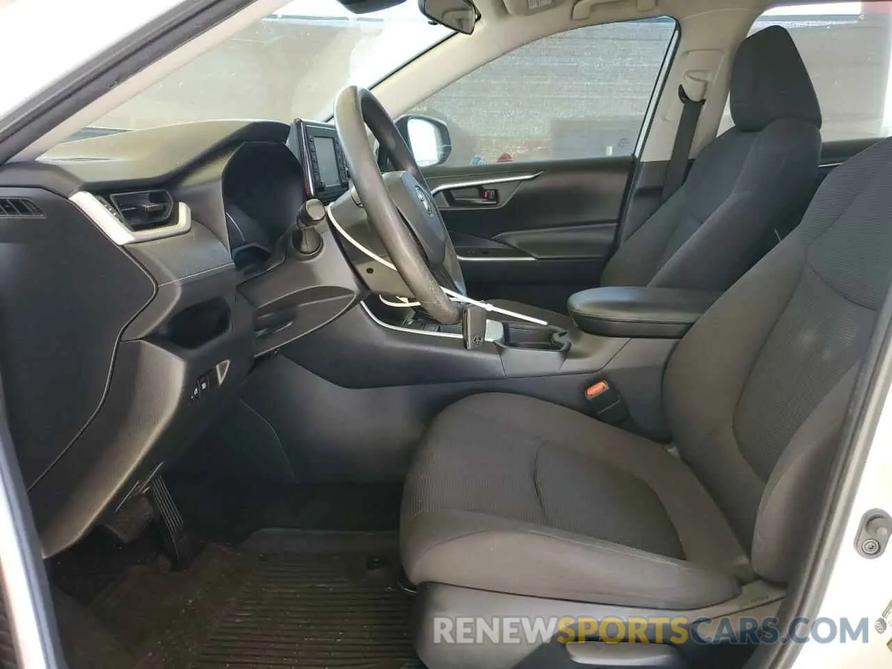 7 fotografías del automóvil dañado 2T3K1RFV0KW011589 TOYOTA RAV4 2019