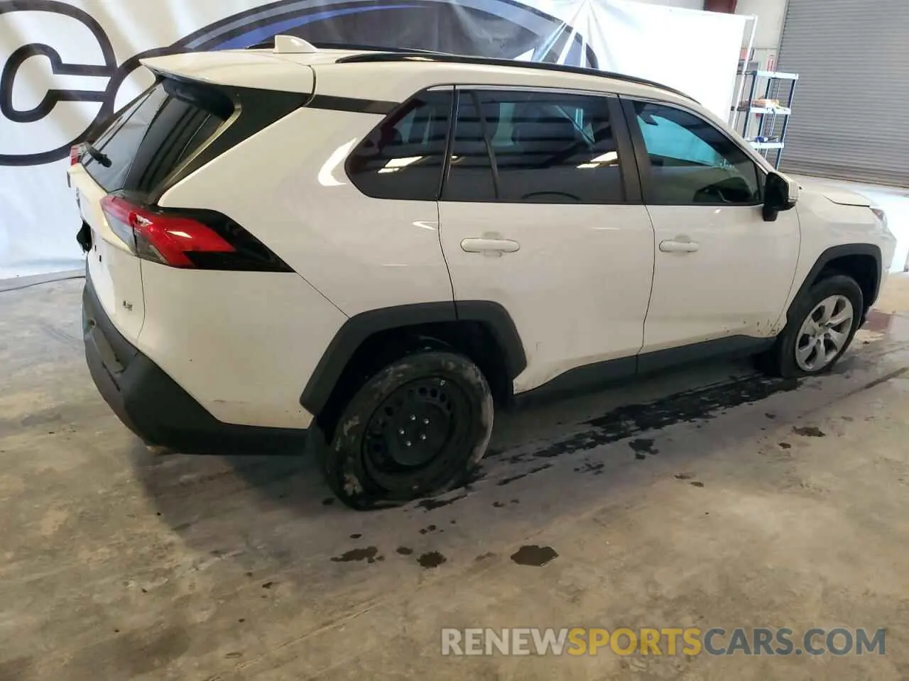 3 fotografías del automóvil dañado 2T3K1RFV5KW048881 TOYOTA RAV4 2019