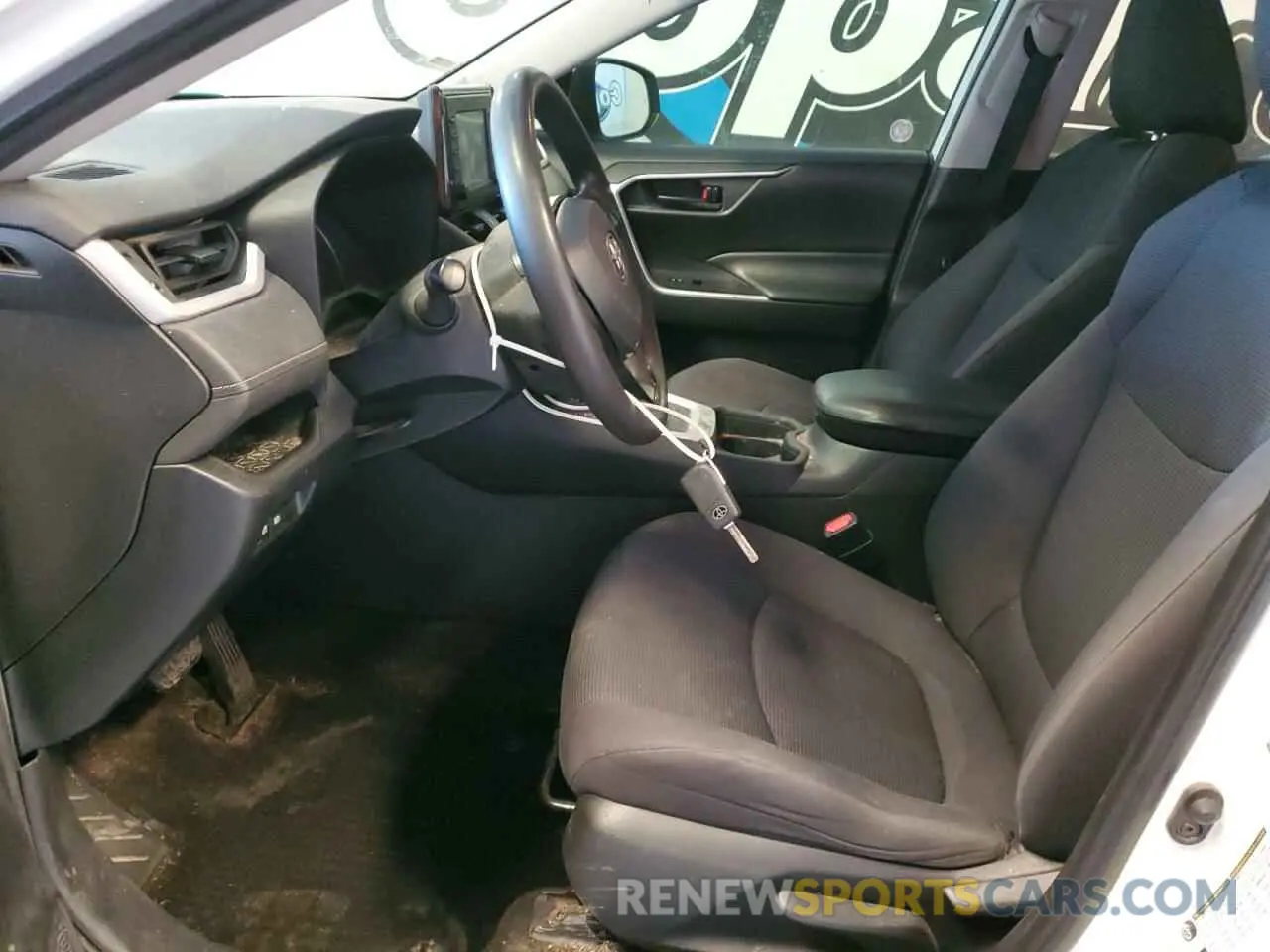 7 fotografías del automóvil dañado 2T3K1RFV5KW048881 TOYOTA RAV4 2019