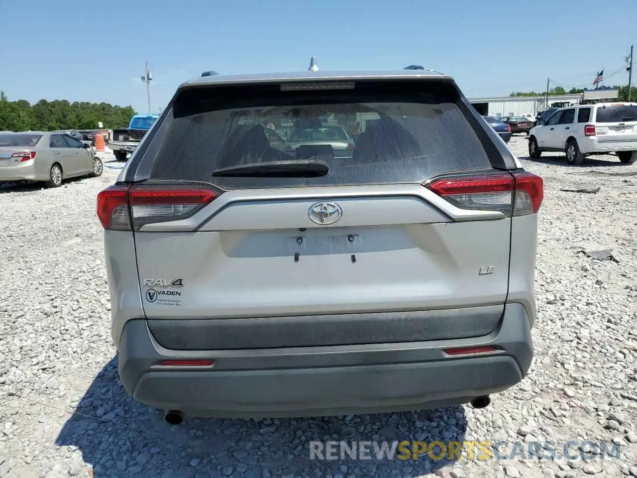 6 fotografías del automóvil dañado 2T3K1RFV6KW024640 TOYOTA RAV4 2019