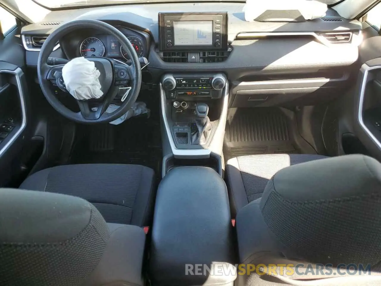 8 fotografías del automóvil dañado 2T3K1RFV6KW033354 TOYOTA RAV4 2019