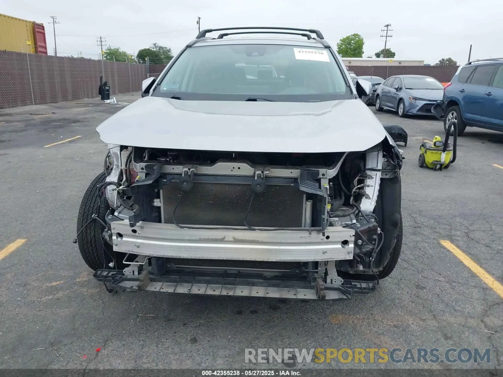 12 fotografías del automóvil dañado 2T3K1RFV7KC009923 TOYOTA RAV4 2019