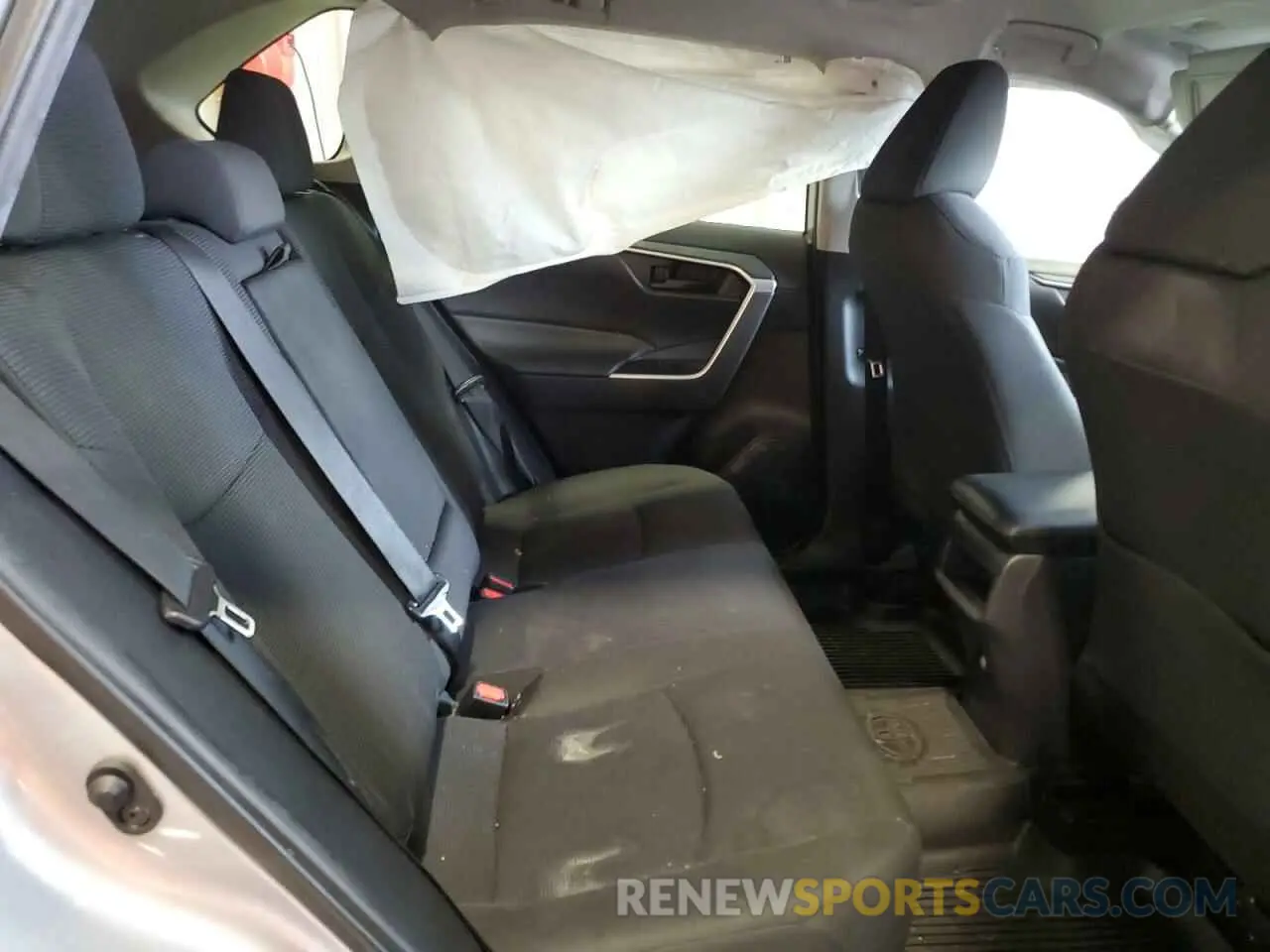 11 fotografías del automóvil dañado 2T3K1RFV7KC018766 TOYOTA RAV4 2019