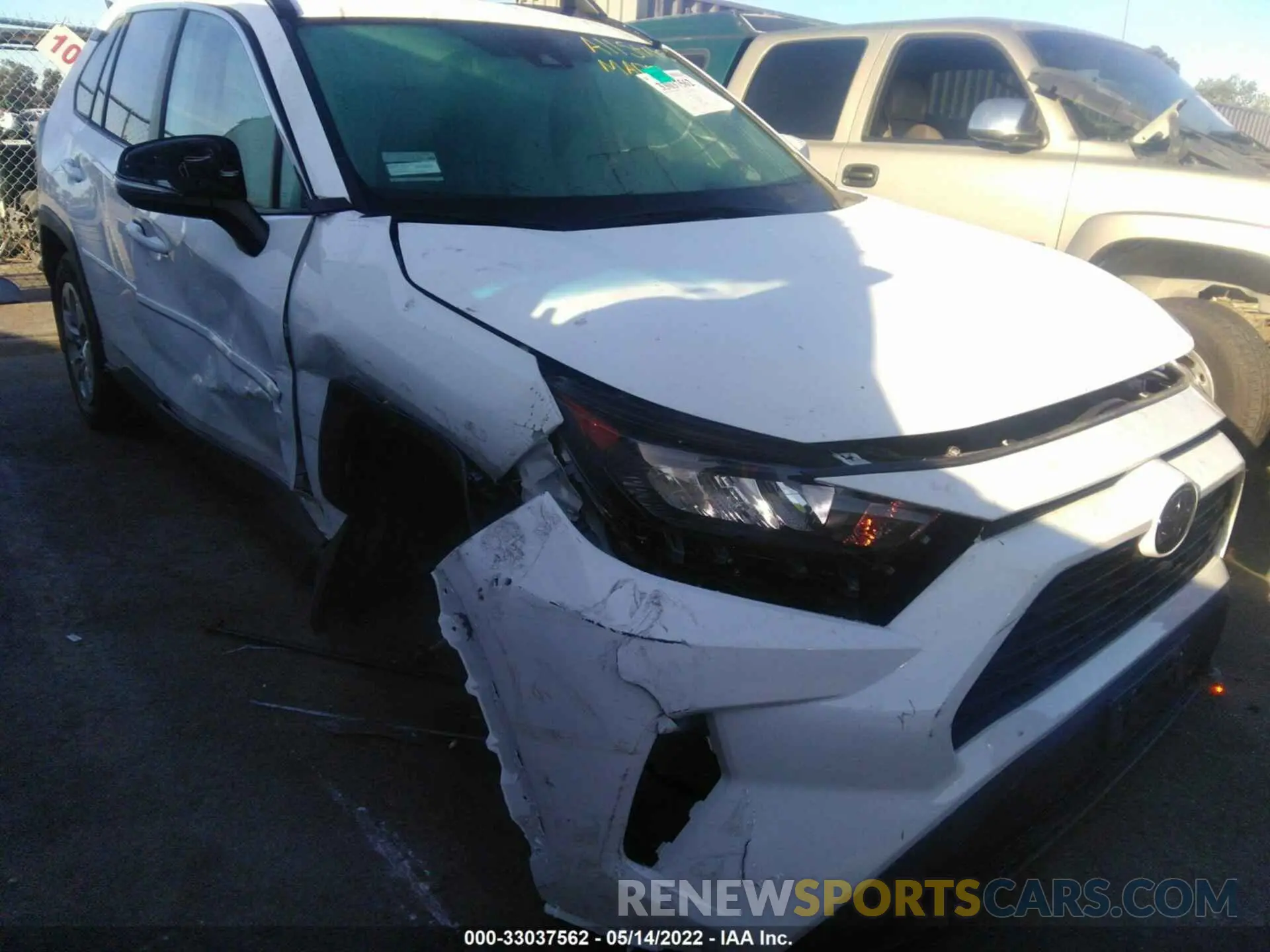 6 fotografías del automóvil dañado 2T3K1RFV9KC013150 TOYOTA RAV4 2019
