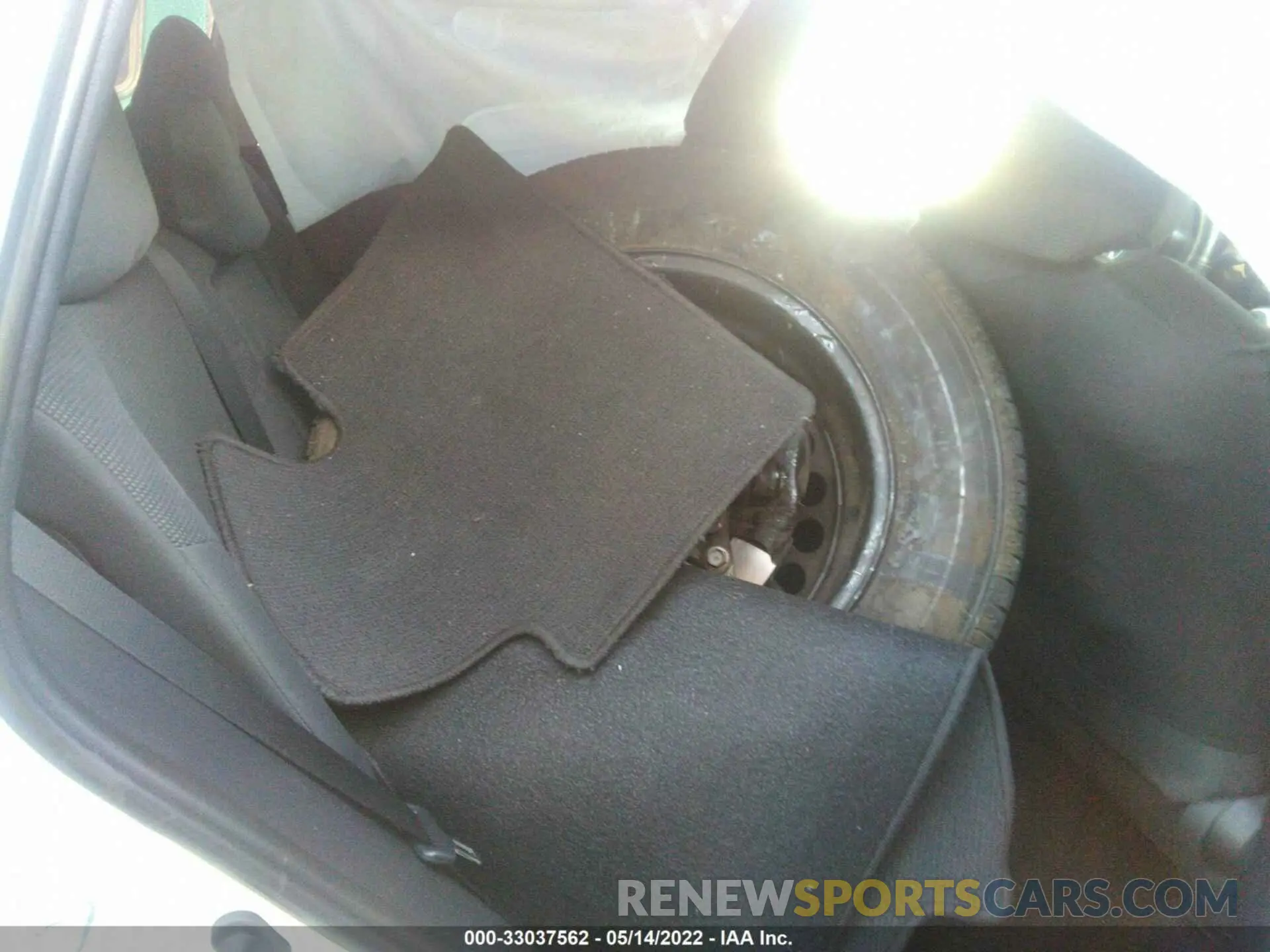 8 fotografías del automóvil dañado 2T3K1RFV9KC013150 TOYOTA RAV4 2019
