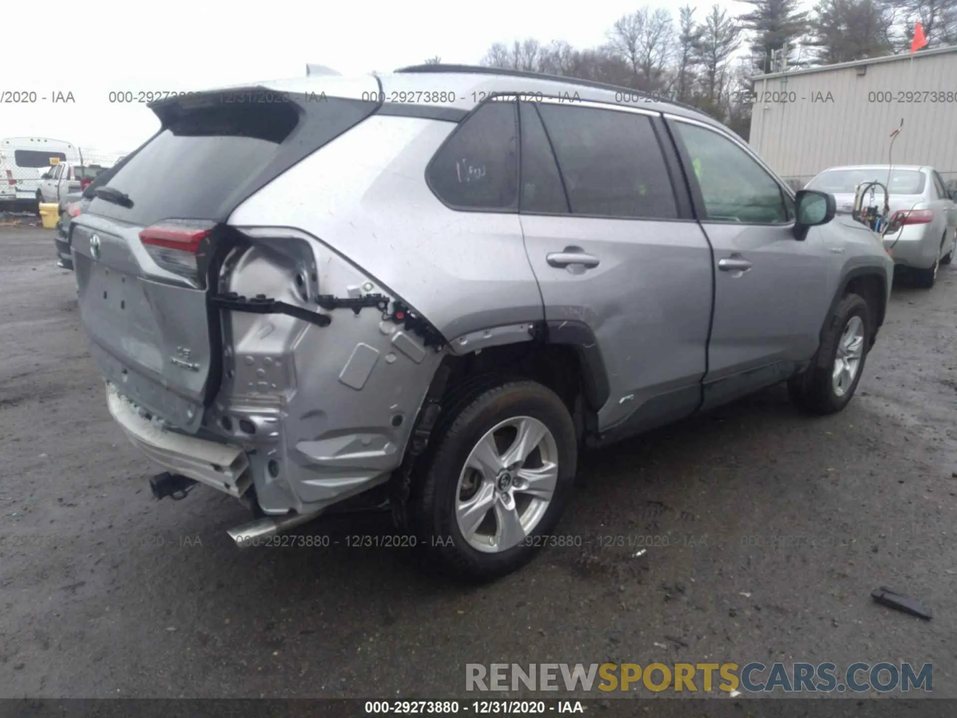 4 fotografías del automóvil dañado 2T3LWRFV2KW023300 TOYOTA RAV4 2019