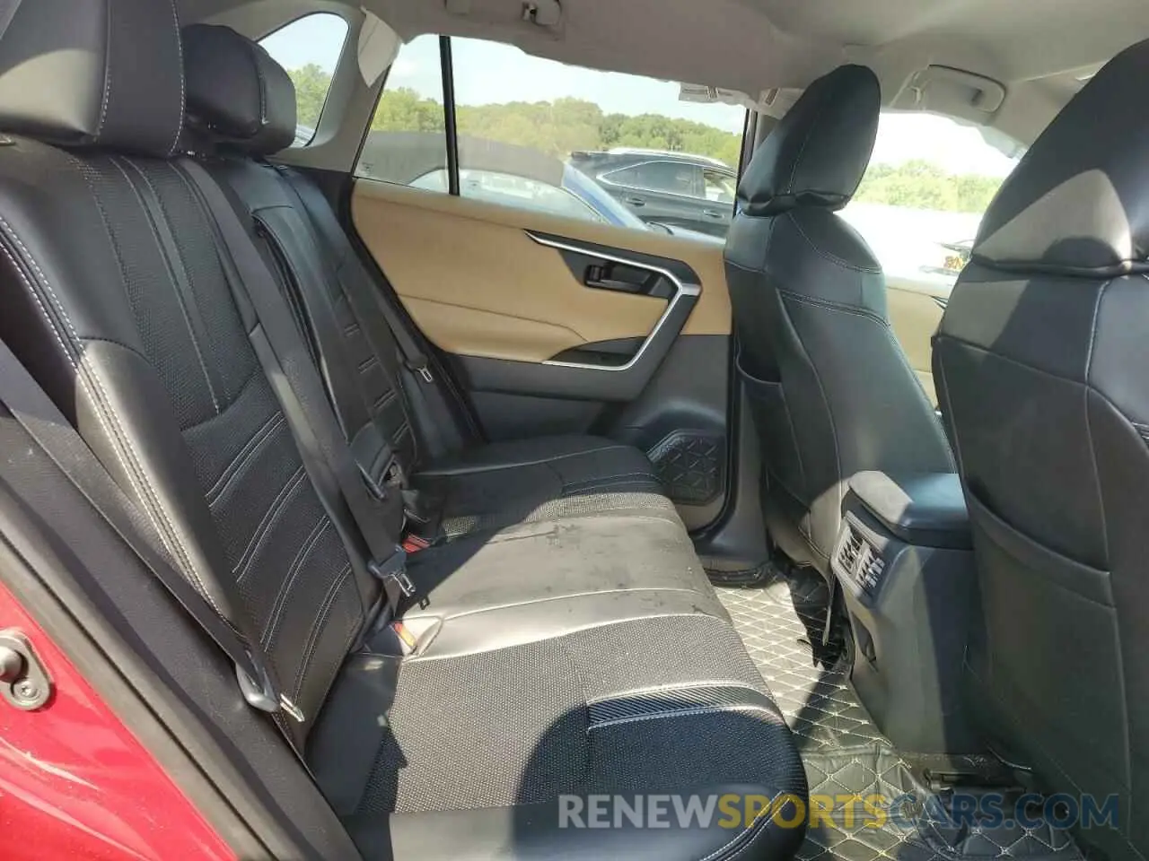 10 fotografías del automóvil dañado 2T3LWRFV9KW007465 TOYOTA RAV4 2019
