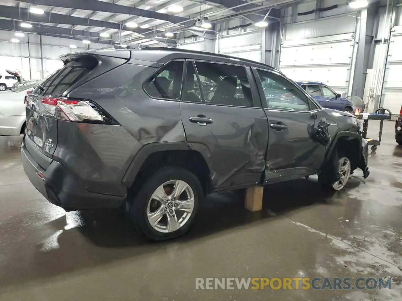 3 fotografías del automóvil dañado 2T3MWRFV2KW005240 TOYOTA RAV4 2019