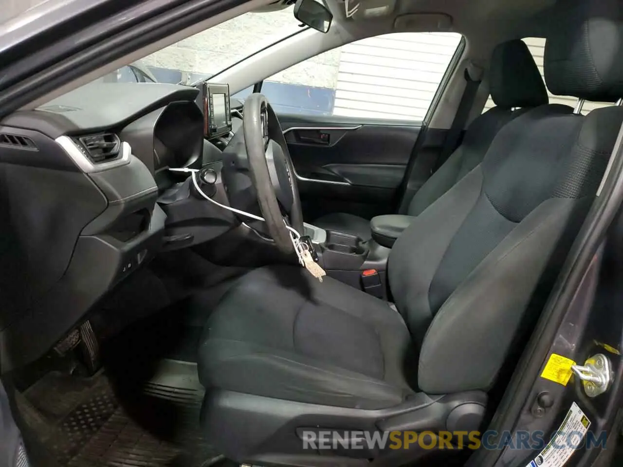 7 fotografías del automóvil dañado 2T3MWRFV2KW005240 TOYOTA RAV4 2019