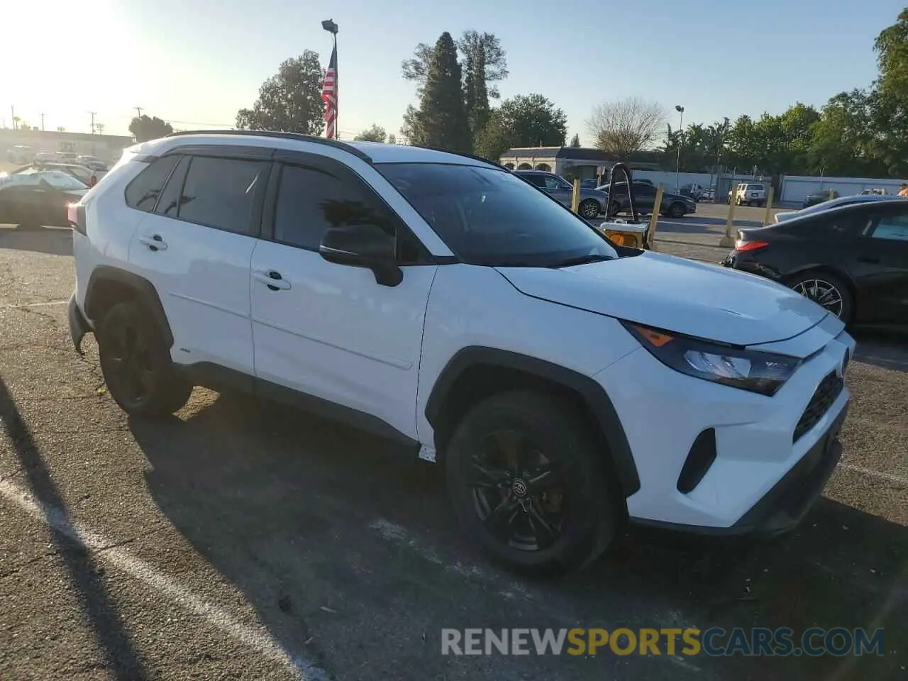 4 fotografías del automóvil dañado 2T3MWRFV3KW034214 TOYOTA RAV4 2019