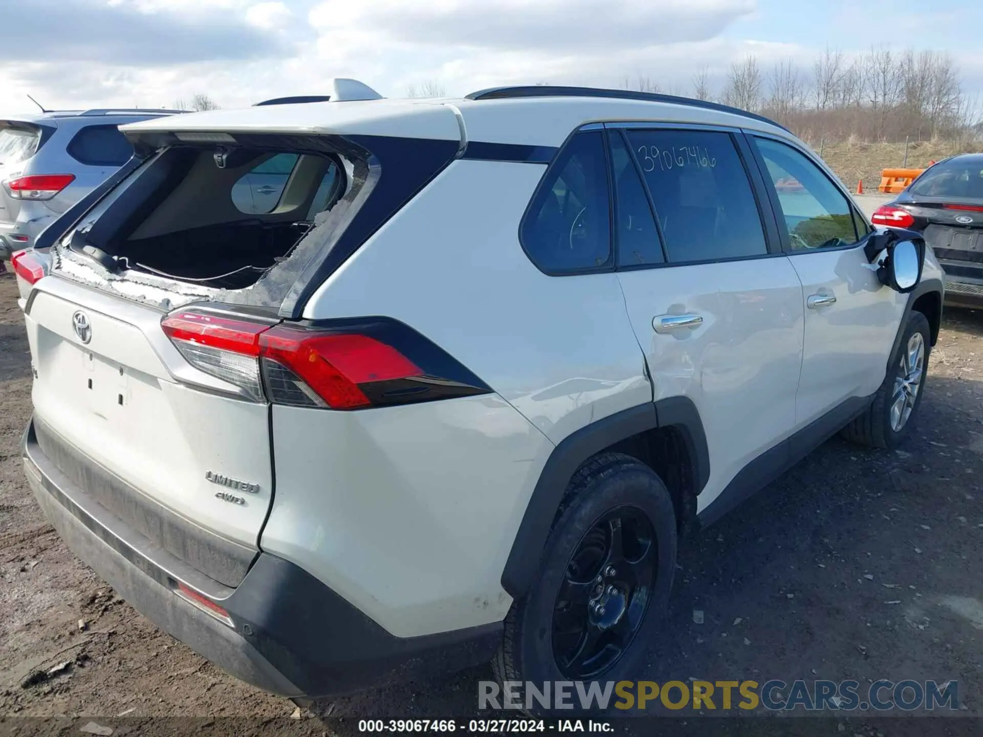 4 fotografías del automóvil dañado 2T3N1RFV3KW009218 TOYOTA RAV4 2019