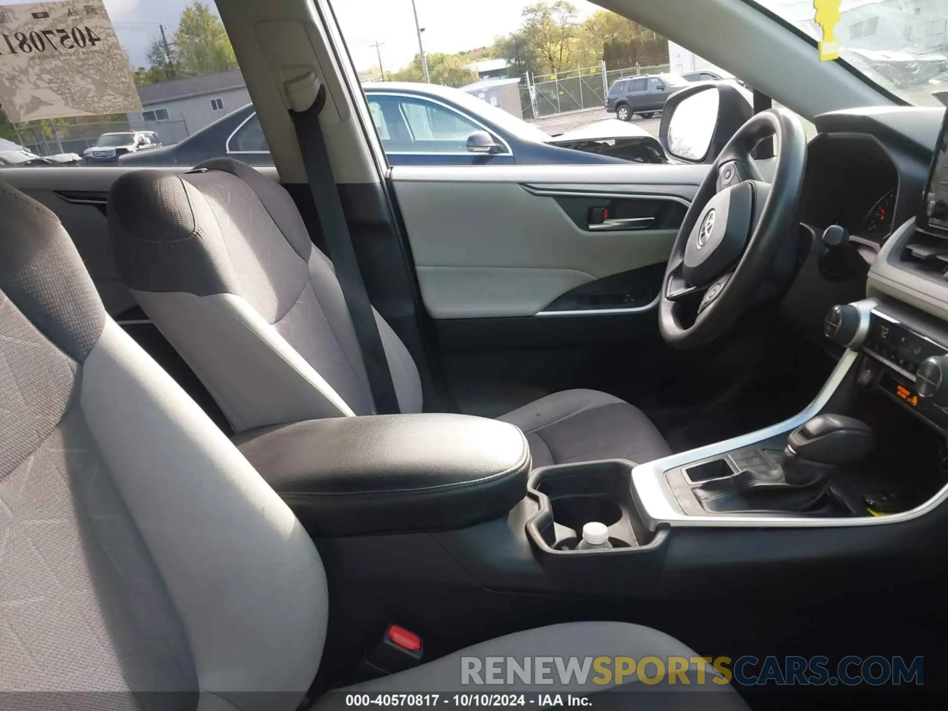 5 fotografías del automóvil dañado 2T3N1RFV3KW019750 TOYOTA RAV4 2019