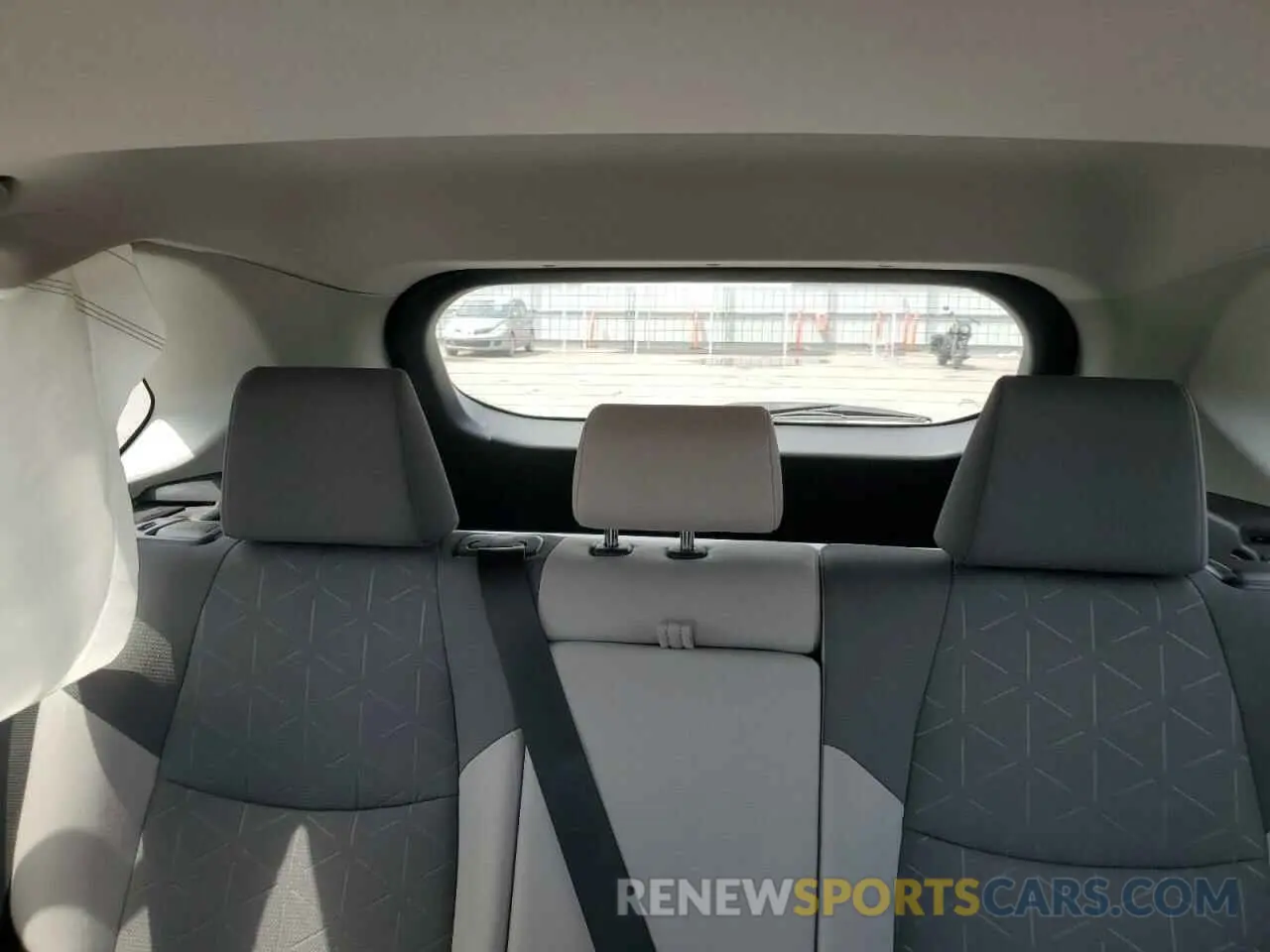 10 fotografías del automóvil dañado 2T3P1RFV0KW040340 TOYOTA RAV4 2019