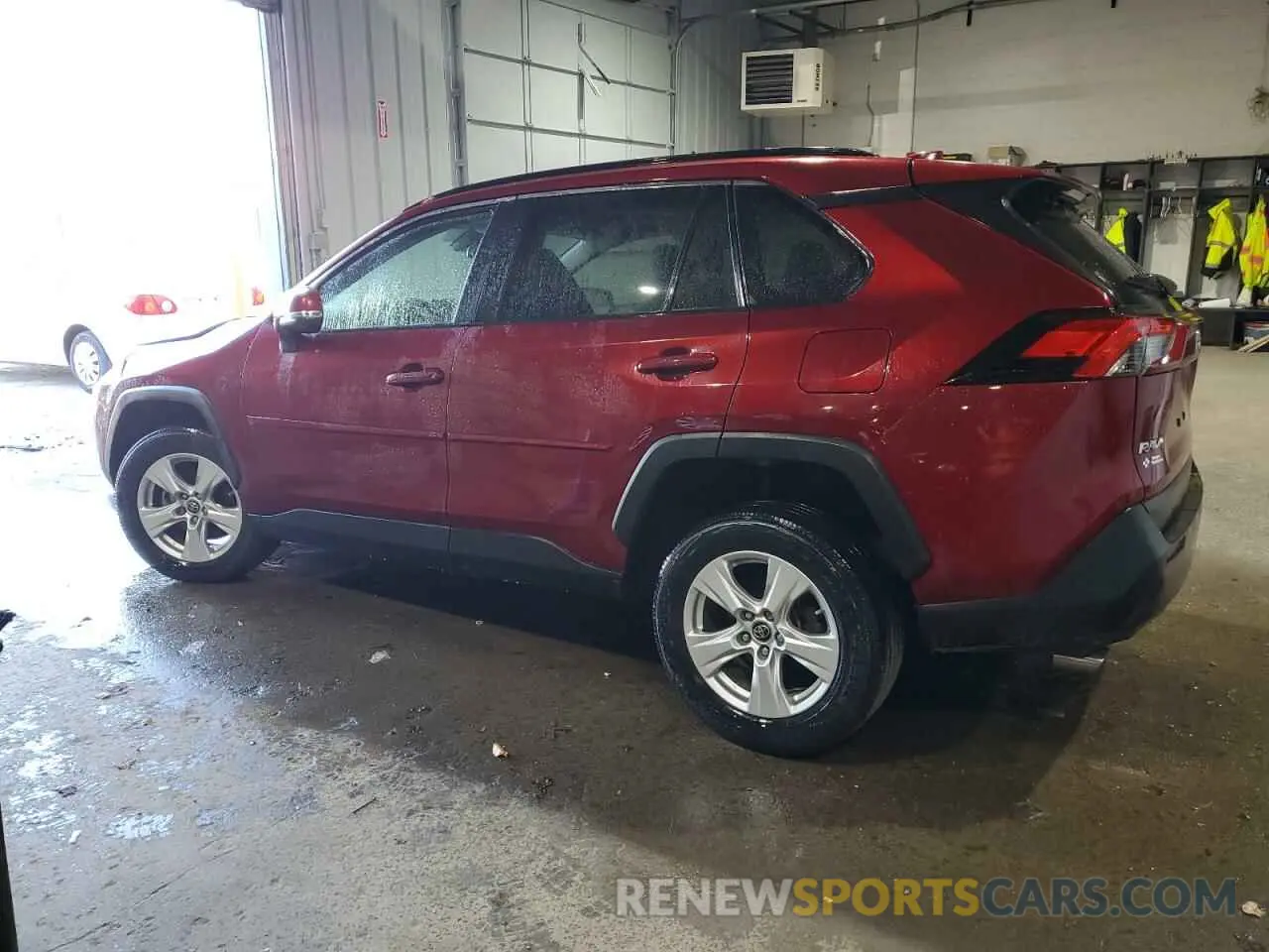 2 fotografías del automóvil dañado 2T3P1RFV0KW073337 TOYOTA RAV4 2019