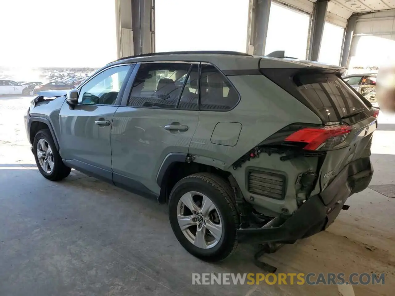 2 fotografías del automóvil dañado 2T3P1RFV1KC003833 TOYOTA RAV4 2019
