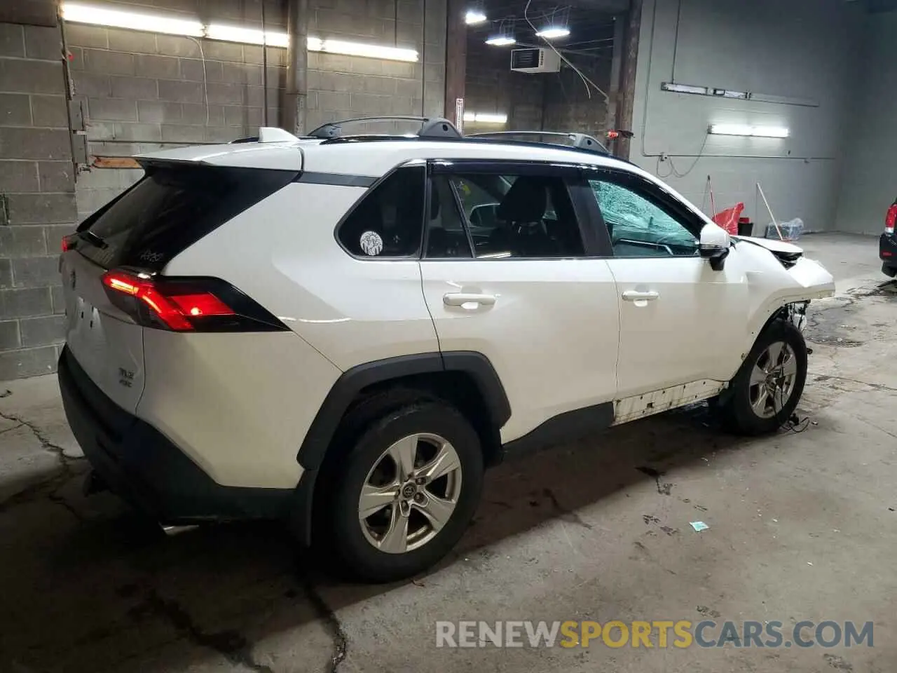 3 fotografías del automóvil dañado 2T3P1RFV1KC006960 TOYOTA RAV4 2019