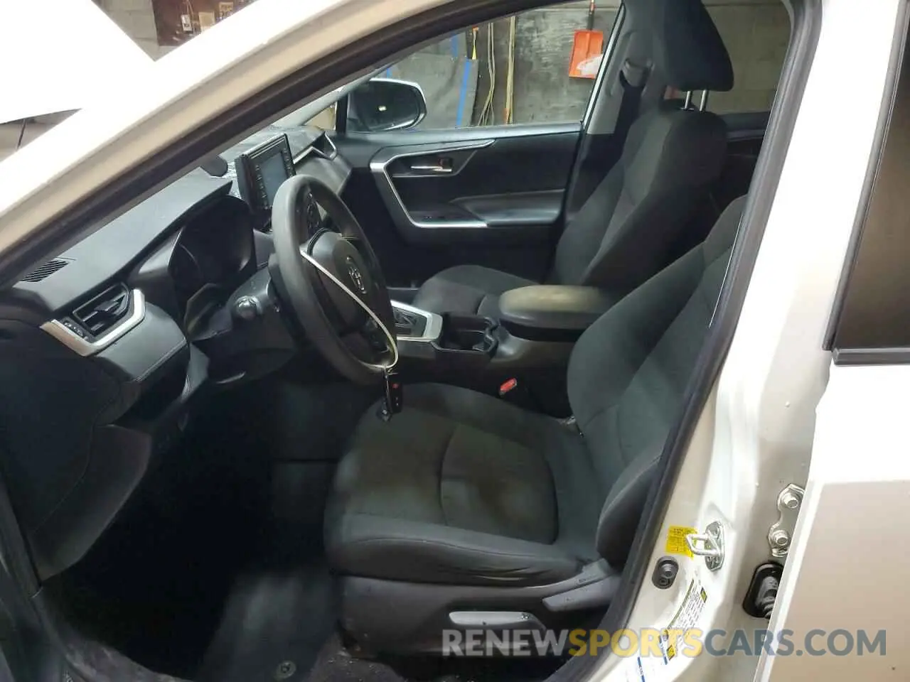 7 fotografías del automóvil dañado 2T3P1RFV1KC006960 TOYOTA RAV4 2019