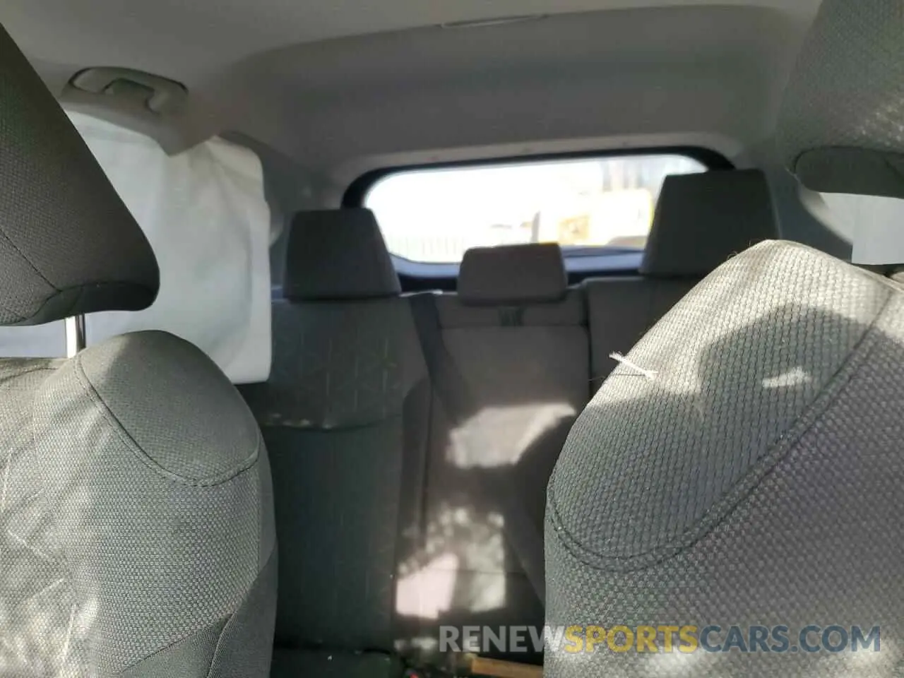 10 fotografías del automóvil dañado 2T3P1RFV1KW039987 TOYOTA RAV4 2019