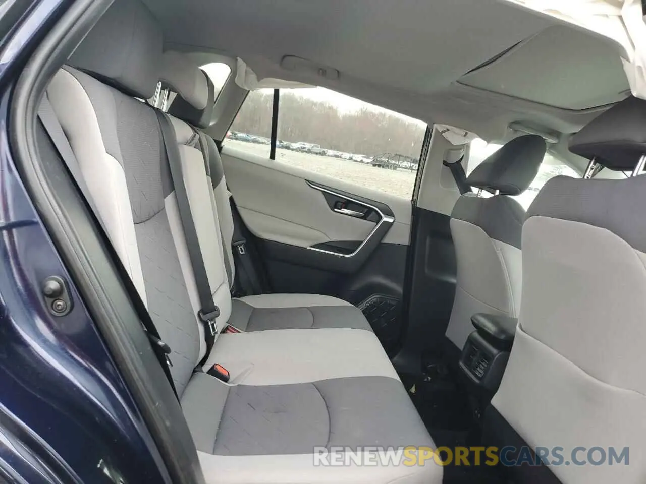 11 fotografías del automóvil dañado 2T3P1RFV1KW057681 TOYOTA RAV4 2019