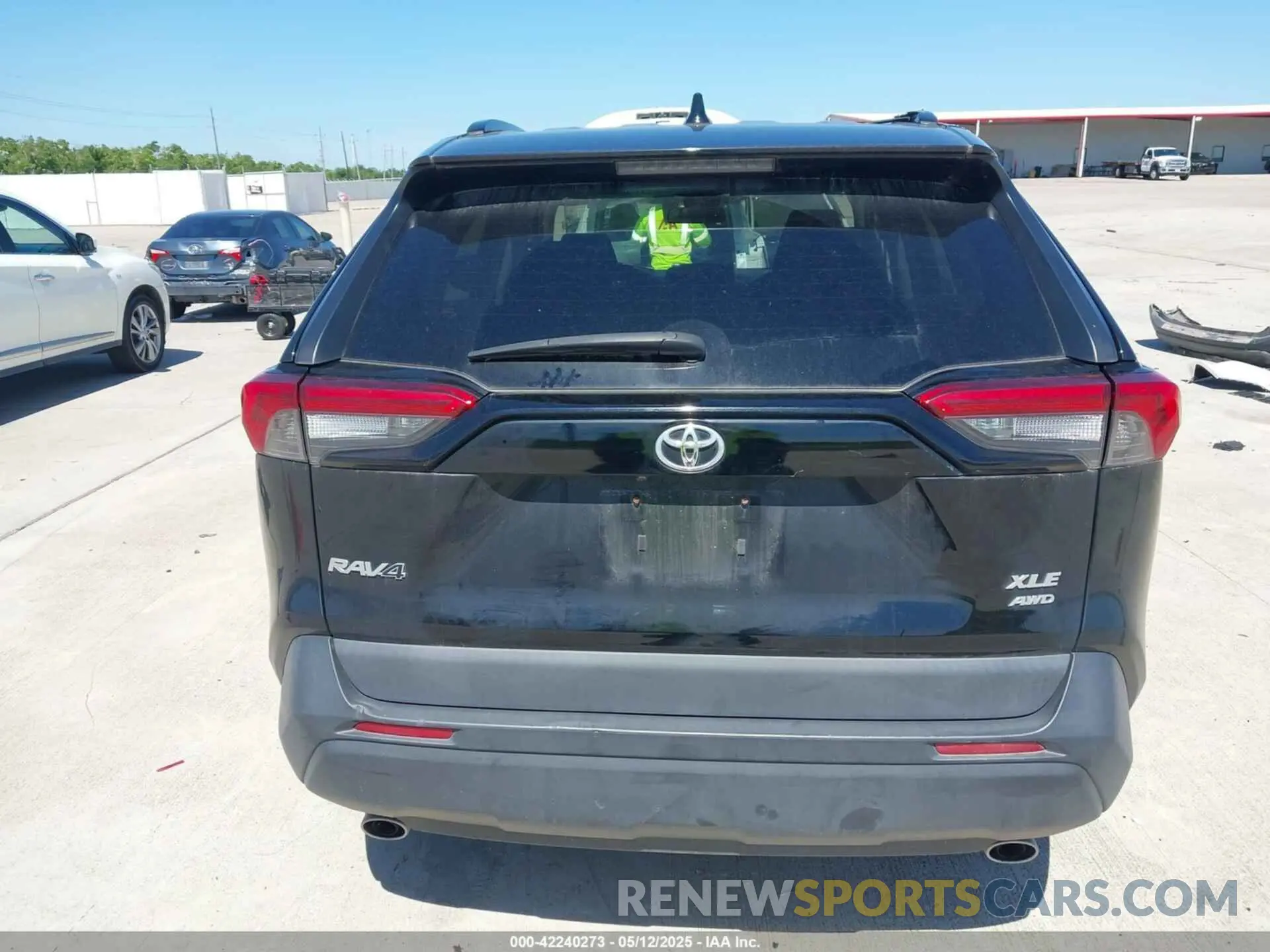15 fotografías del automóvil dañado 2T3P1RFV1KW061777 TOYOTA RAV4 2019
