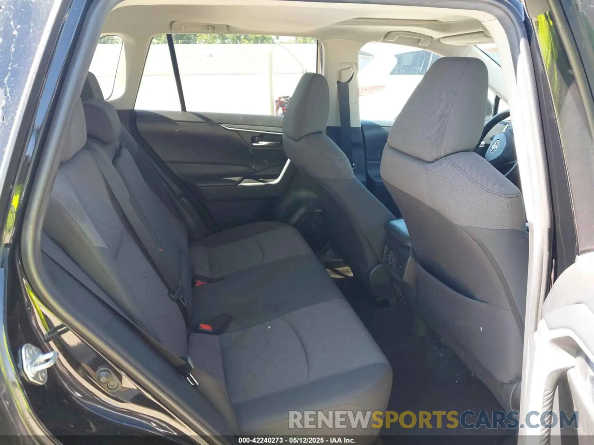 8 fotografías del automóvil dañado 2T3P1RFV1KW061777 TOYOTA RAV4 2019