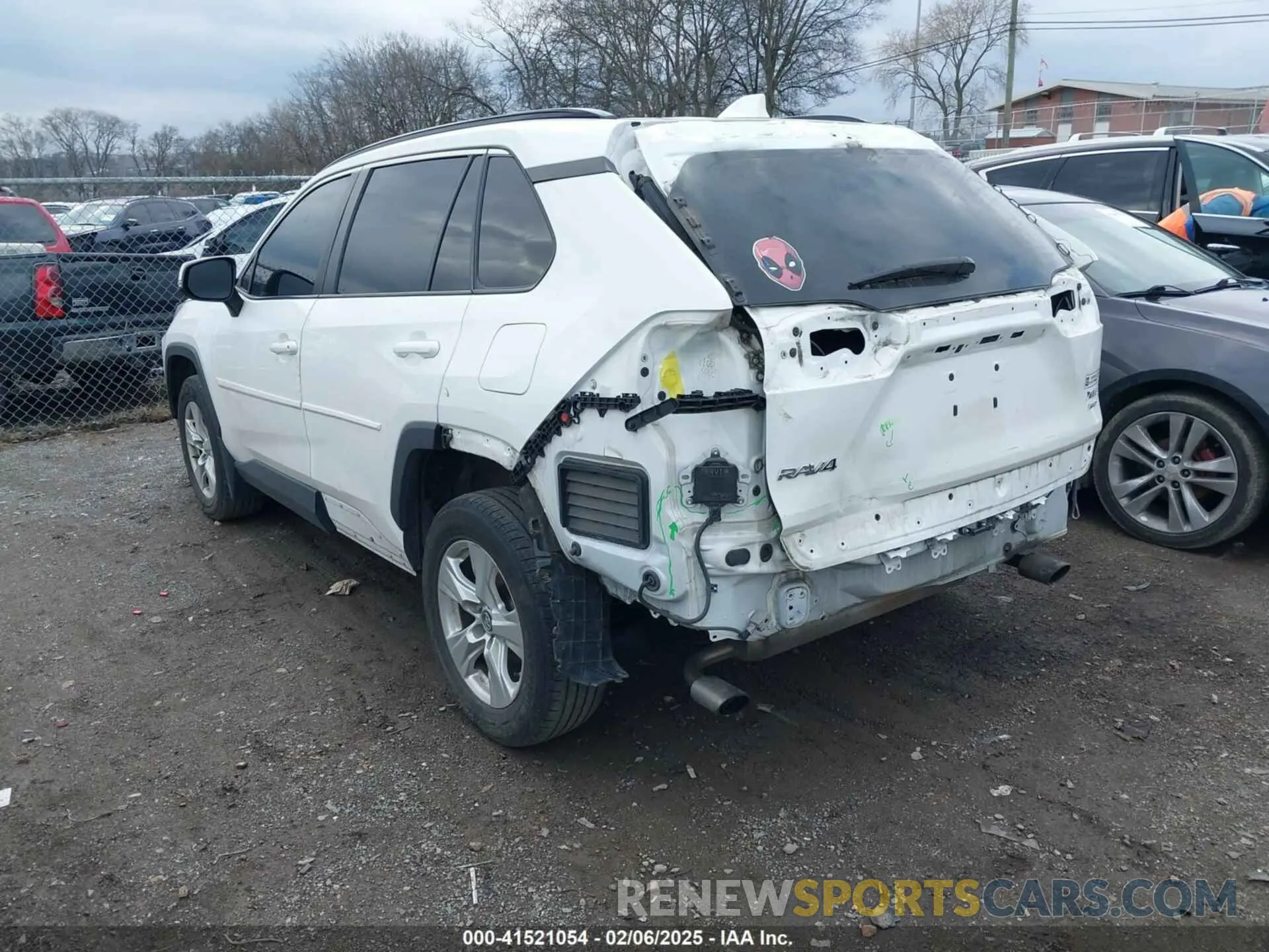3 fotografías del automóvil dañado 2T3P1RFV1KW079440 TOYOTA RAV4 2019