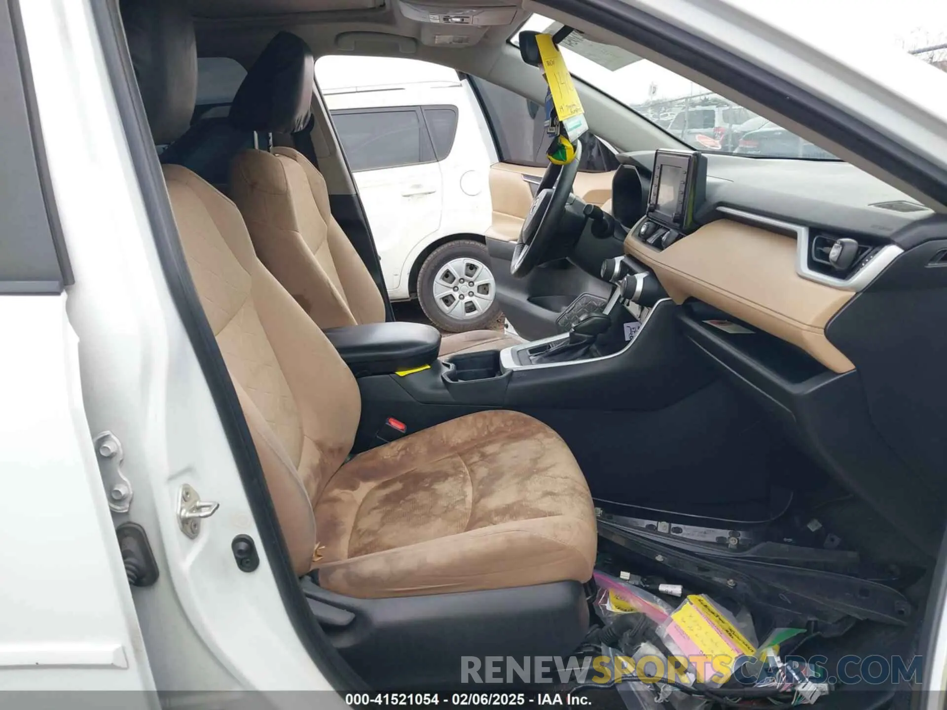 5 fotografías del automóvil dañado 2T3P1RFV1KW079440 TOYOTA RAV4 2019