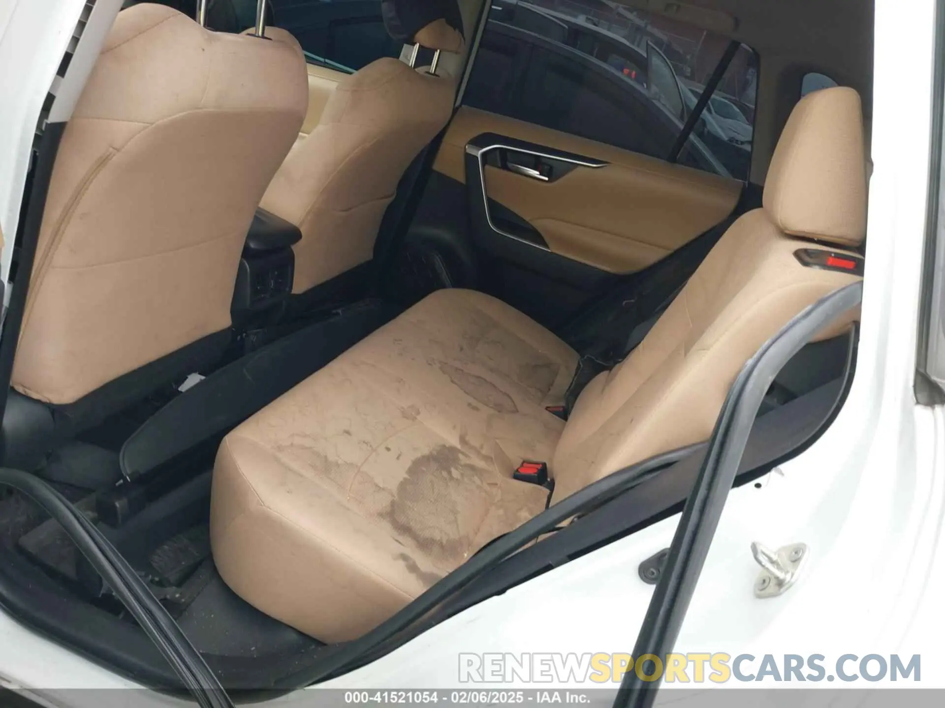 8 fotografías del automóvil dañado 2T3P1RFV1KW079440 TOYOTA RAV4 2019