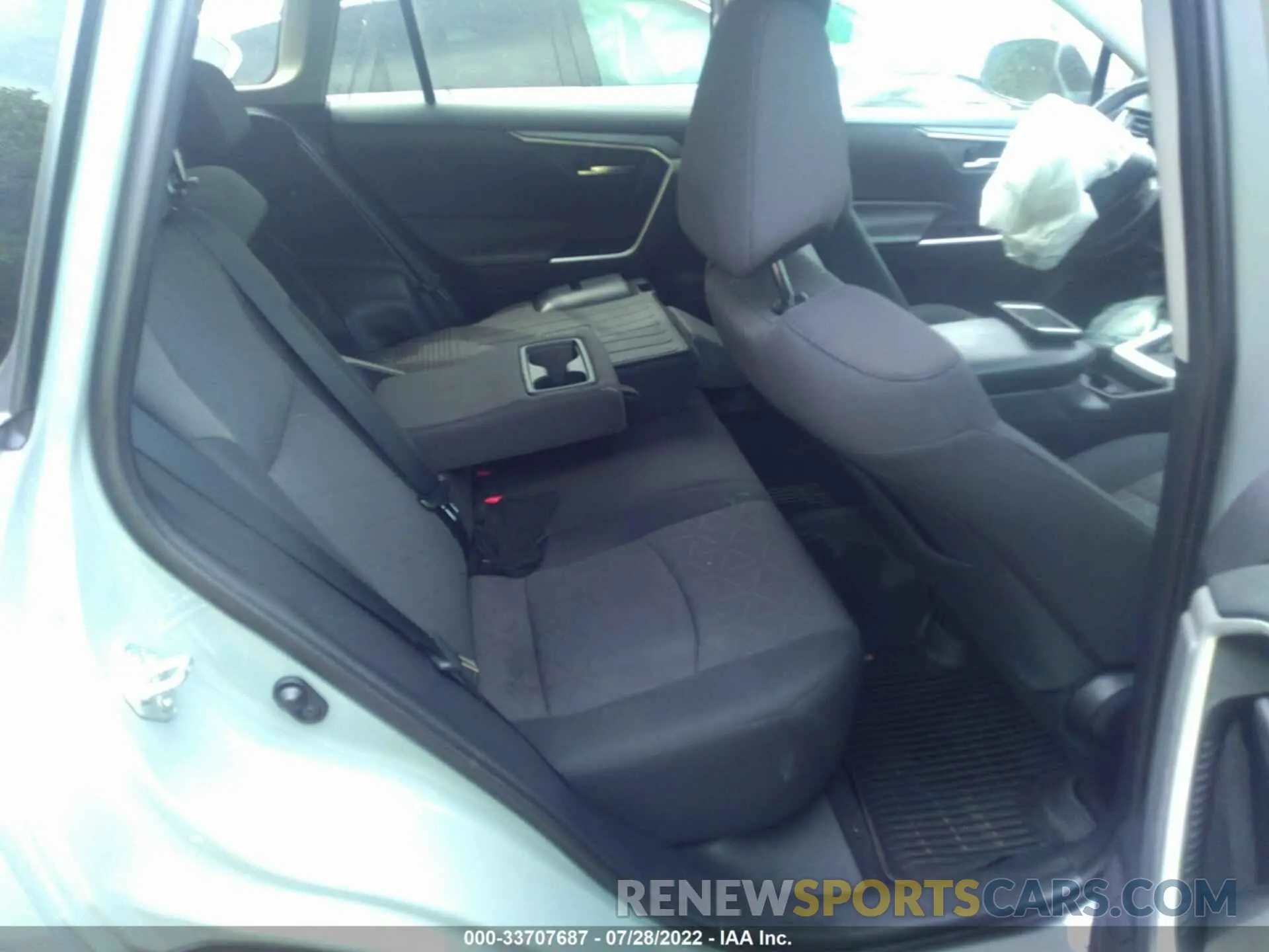 8 fotografías del automóvil dañado 2T3P1RFV2KC042527 TOYOTA RAV4 2019