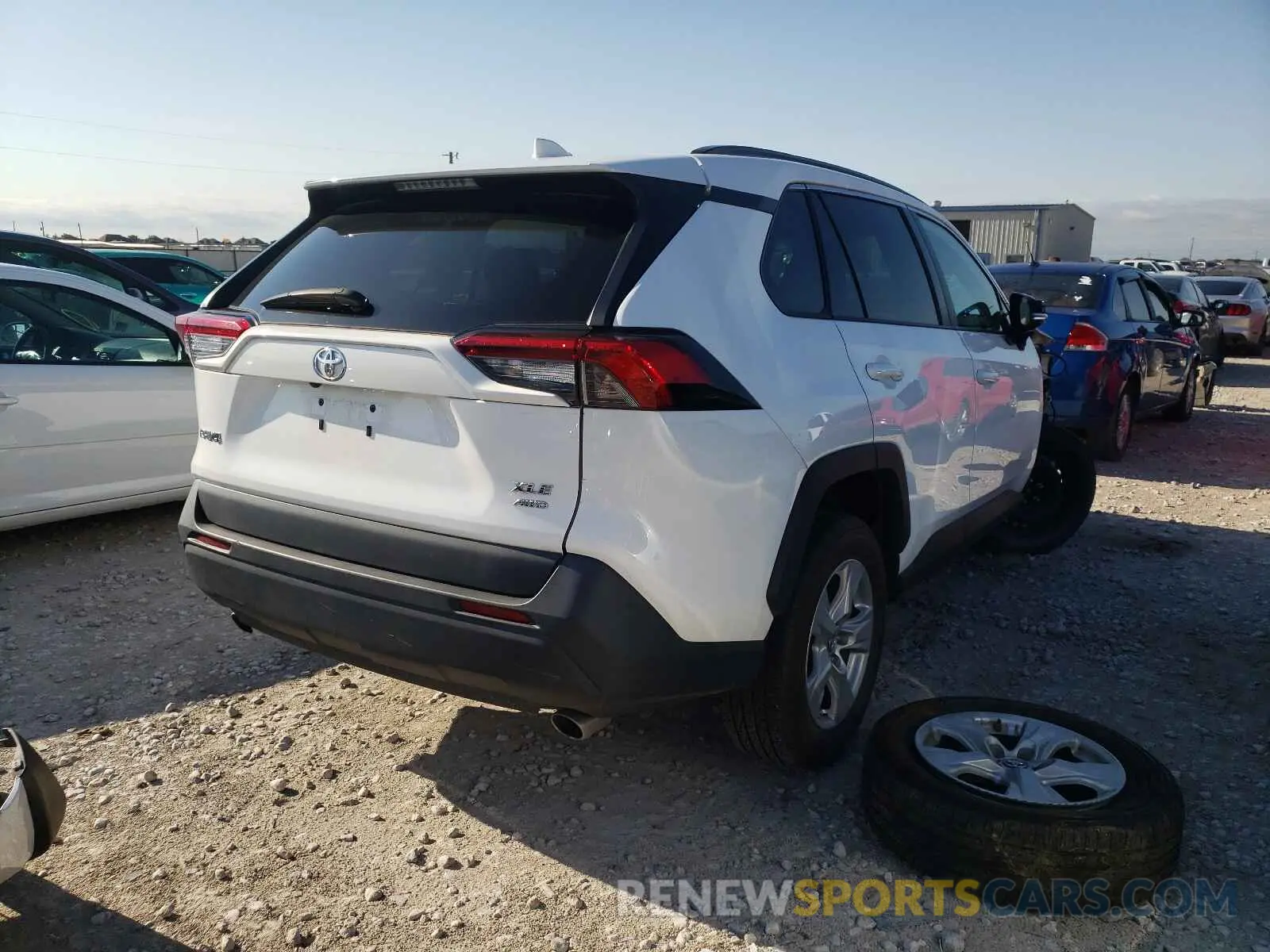 4 fotografías del automóvil dañado 2T3P1RFV3KC004269 TOYOTA RAV4 2019