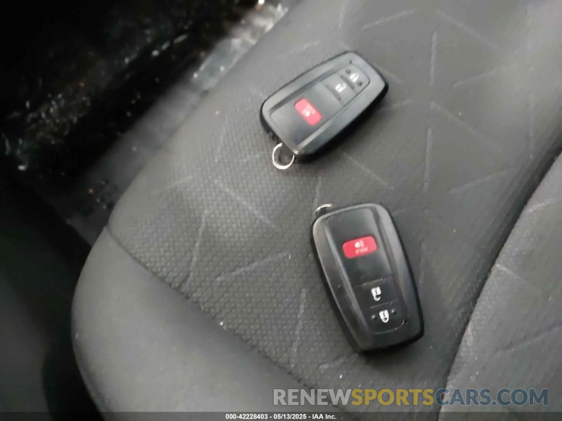 11 fotografías del automóvil dañado 2T3P1RFV3KW033799 TOYOTA RAV4 2019