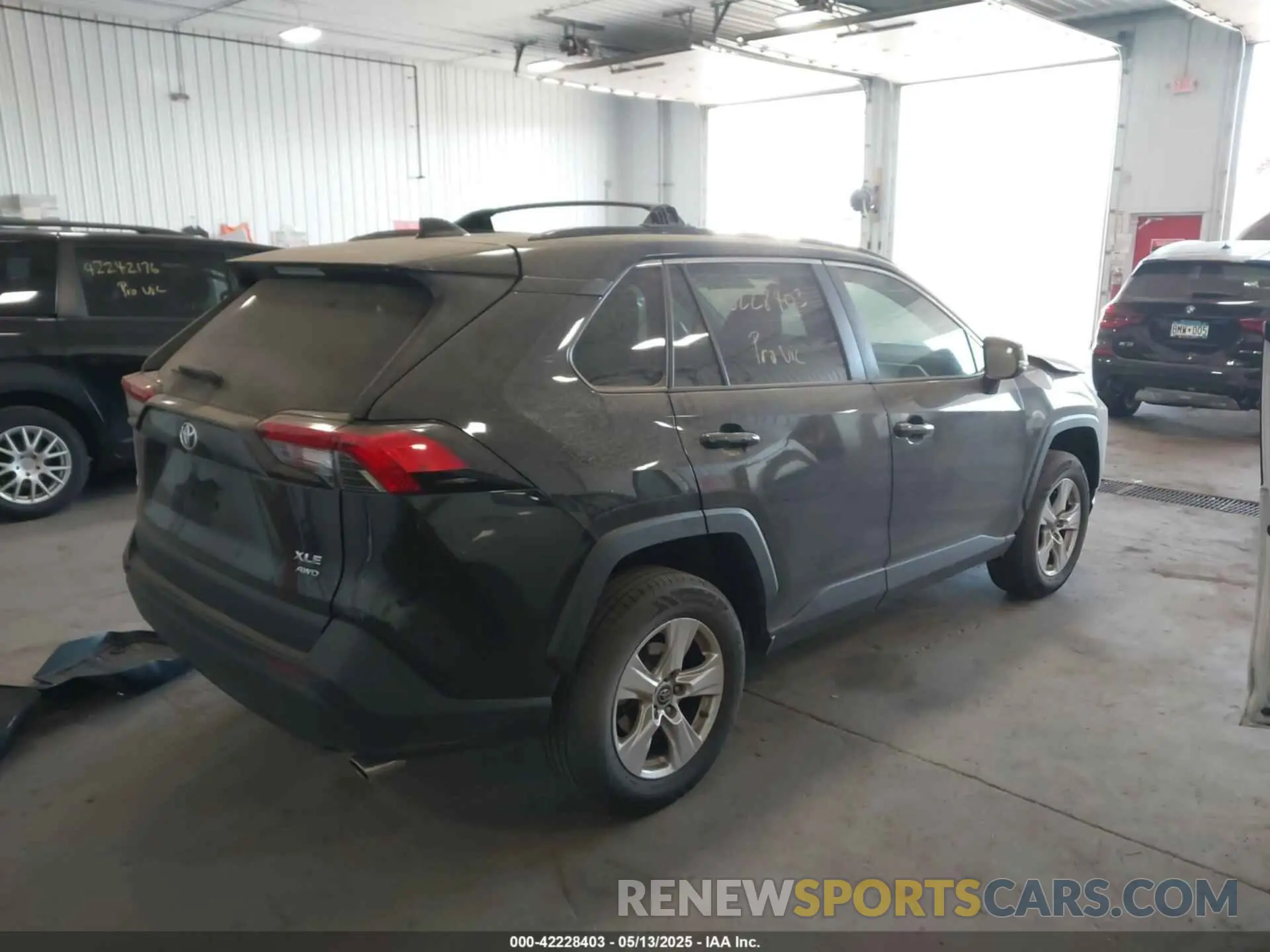 4 fotografías del automóvil dañado 2T3P1RFV3KW033799 TOYOTA RAV4 2019