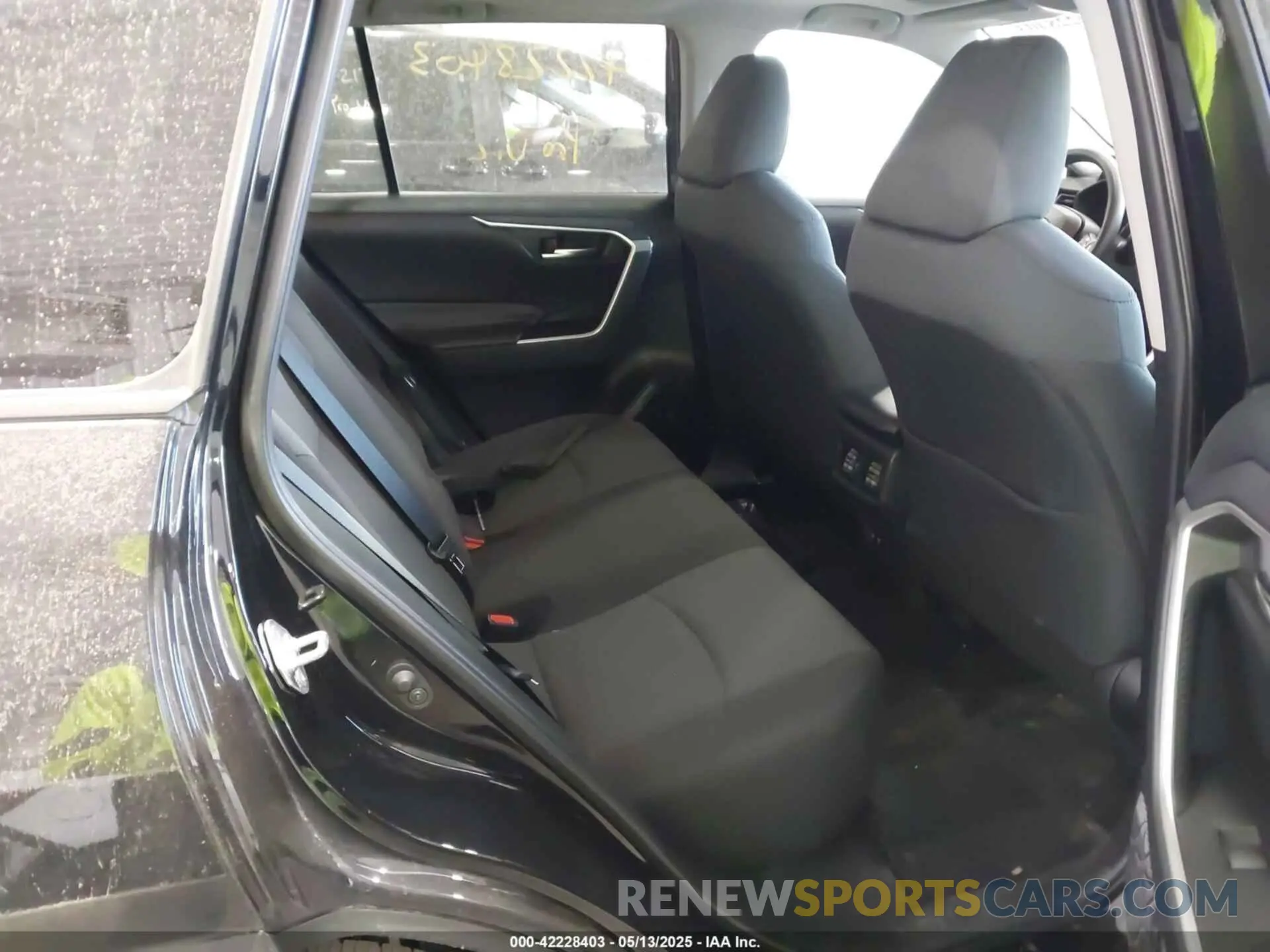 8 fotografías del automóvil dañado 2T3P1RFV3KW033799 TOYOTA RAV4 2019