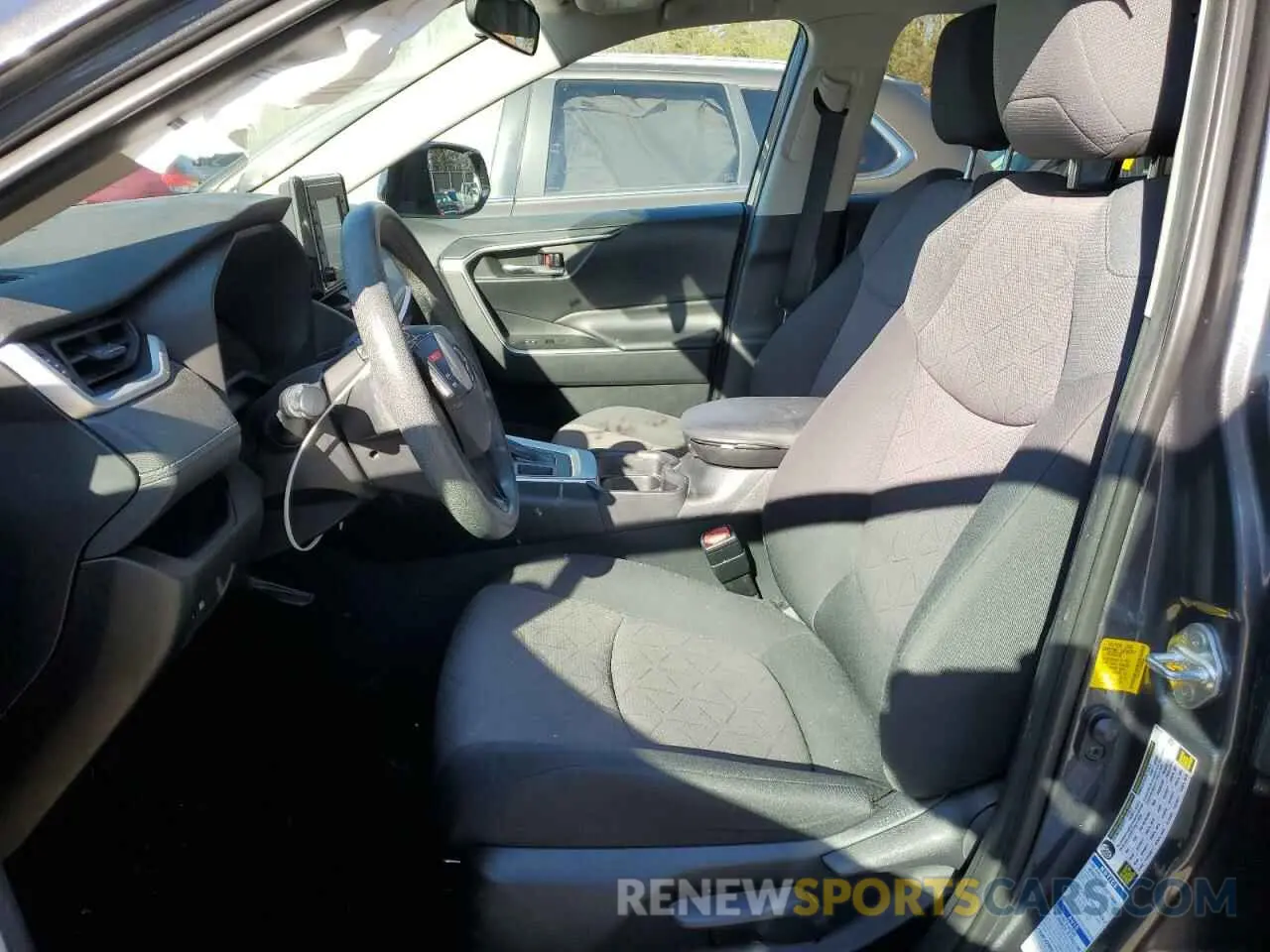 7 fotografías del automóvil dañado 2T3P1RFV3KW066642 TOYOTA RAV4 2019
