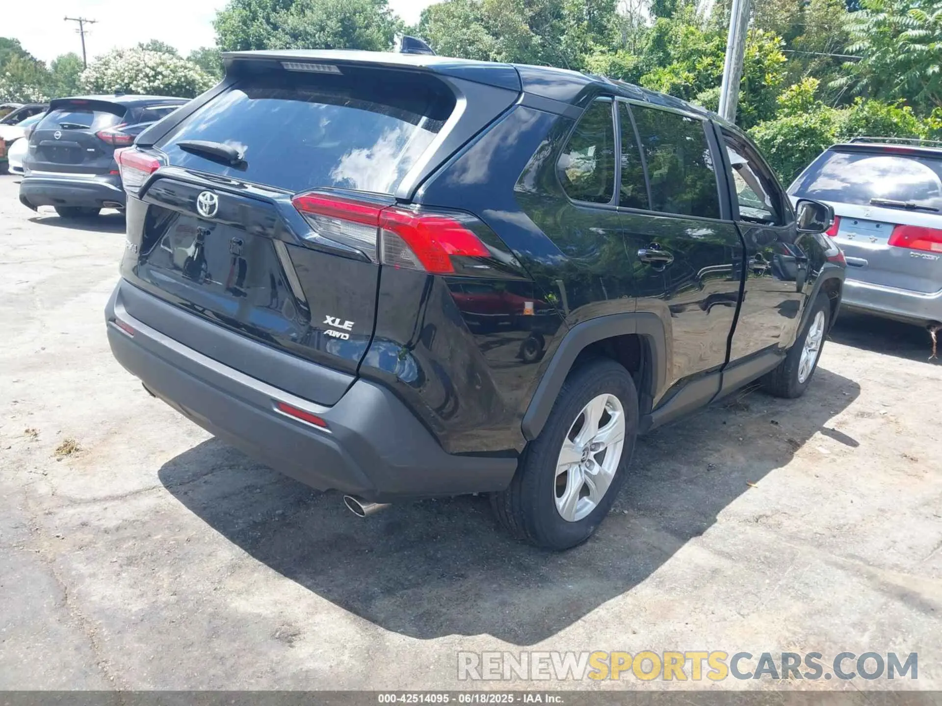 4 fotografías del automóvil dañado 2T3P1RFV4KC018245 TOYOTA RAV4 2019