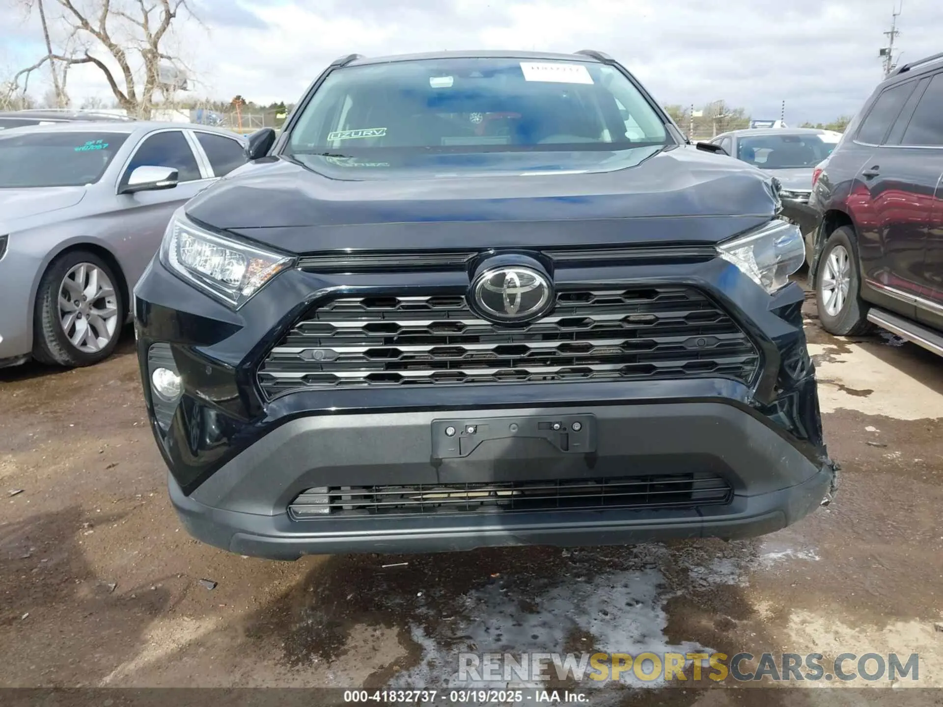 12 fotografías del automóvil dañado 2T3P1RFV5KW043623 TOYOTA RAV4 2019