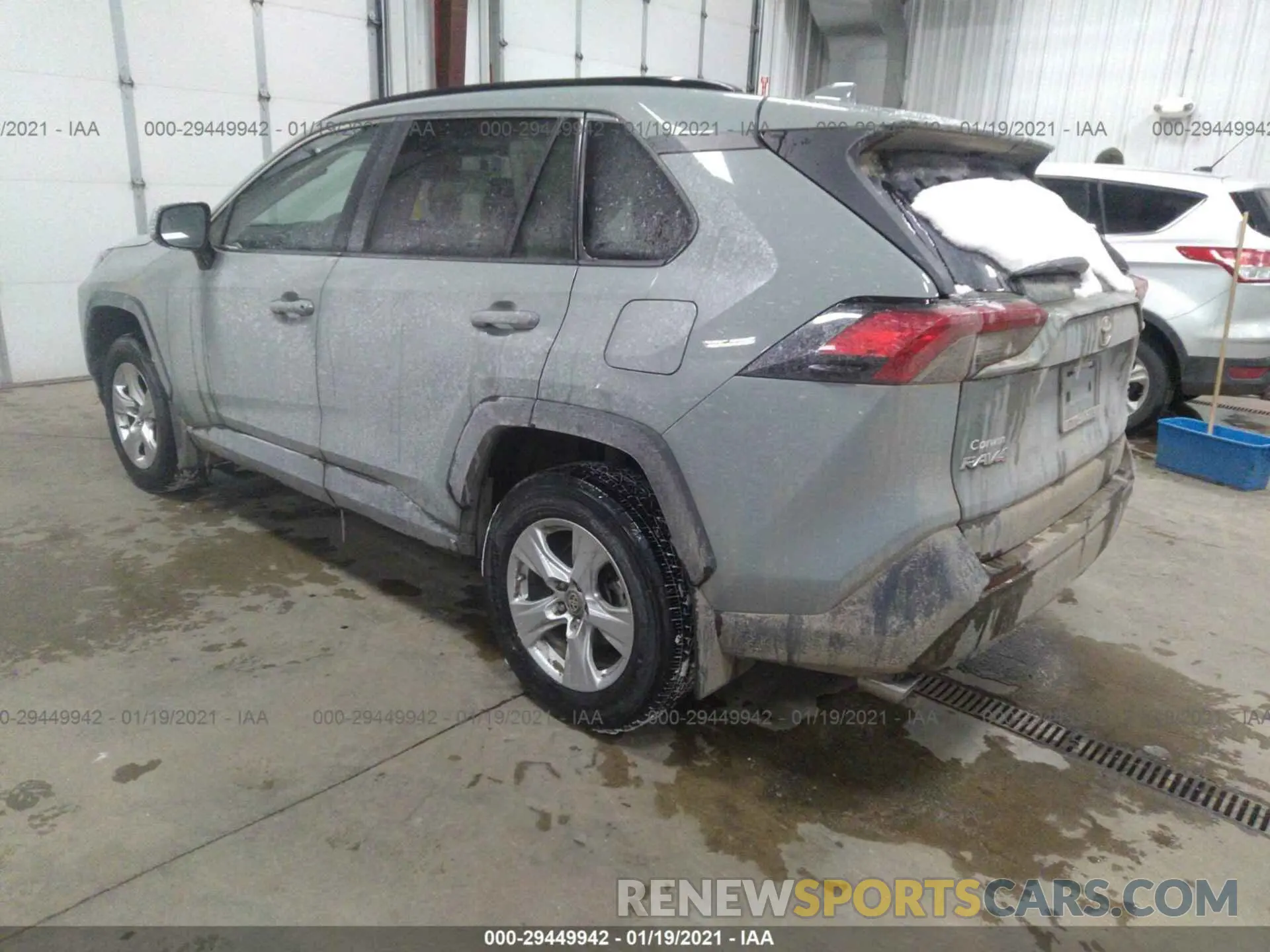 3 fotografías del automóvil dañado 2T3P1RFV6KC006095 TOYOTA RAV4 2019