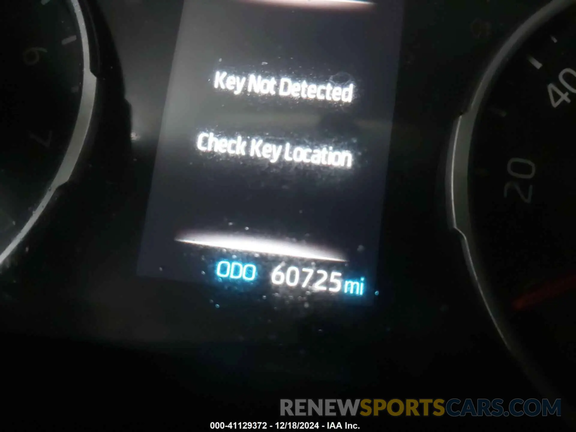 16 fotografías del automóvil dañado 2T3P1RFV6KC038142 TOYOTA RAV4 2019