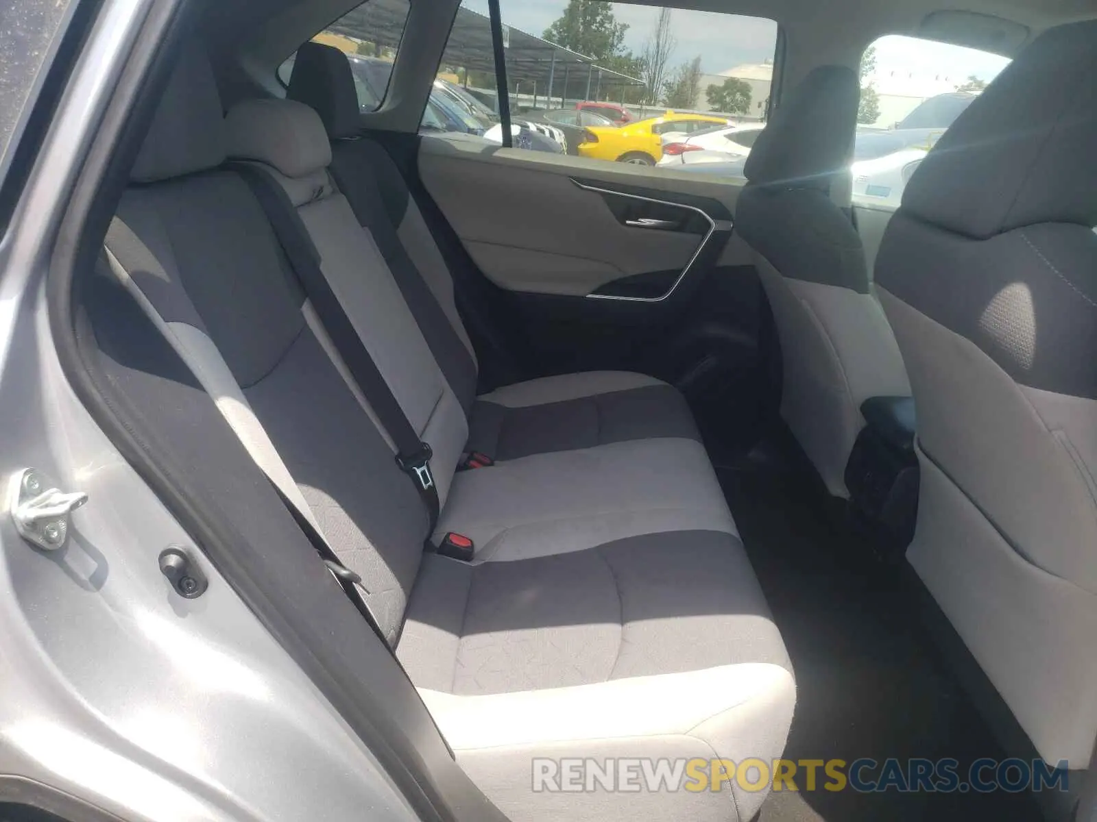 6 fotografías del automóvil dañado 2T3P1RFV6KC043180 TOYOTA RAV4 2019