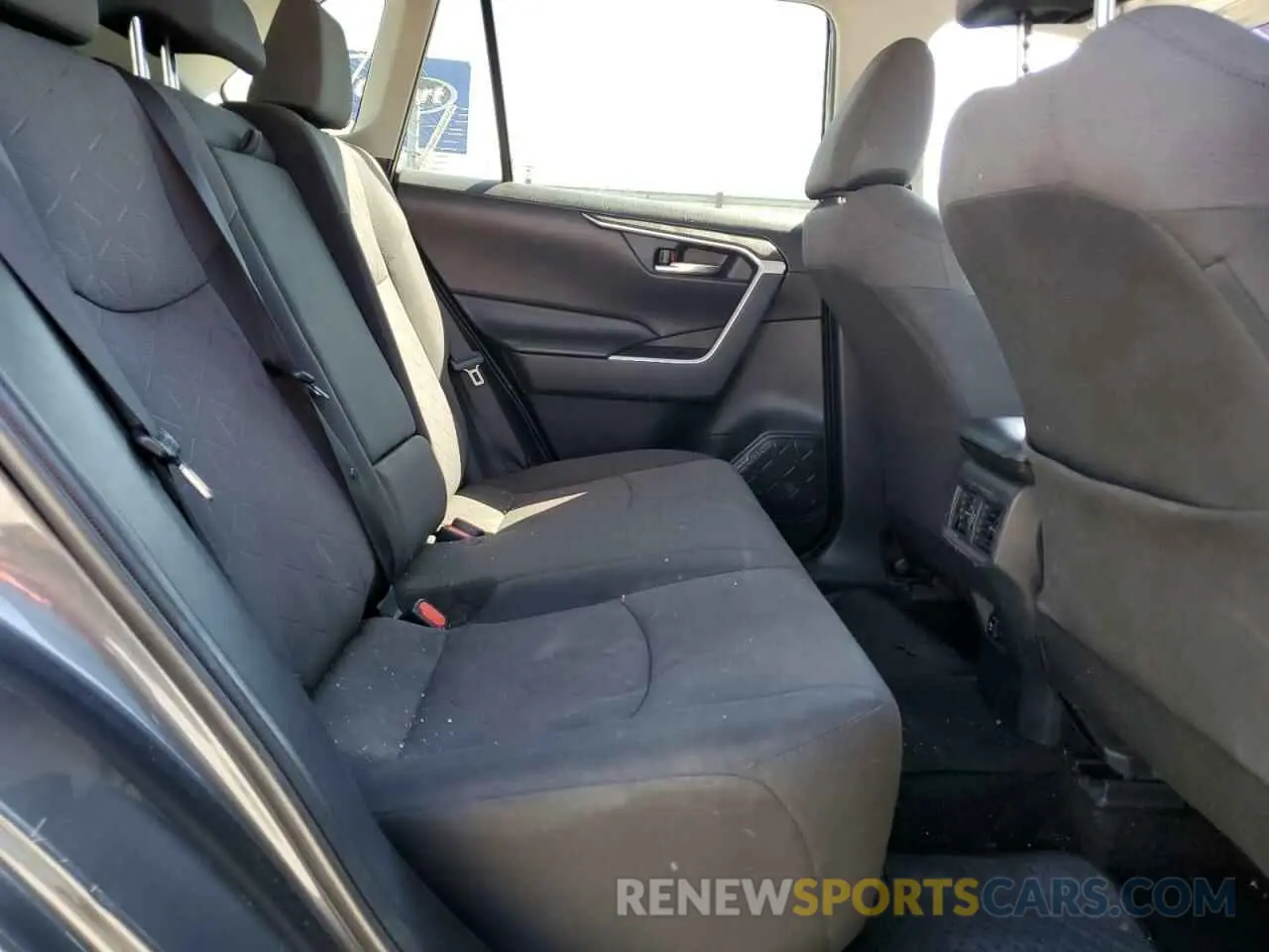 11 fotografías del automóvil dañado 2T3P1RFV6KW065050 TOYOTA RAV4 2019