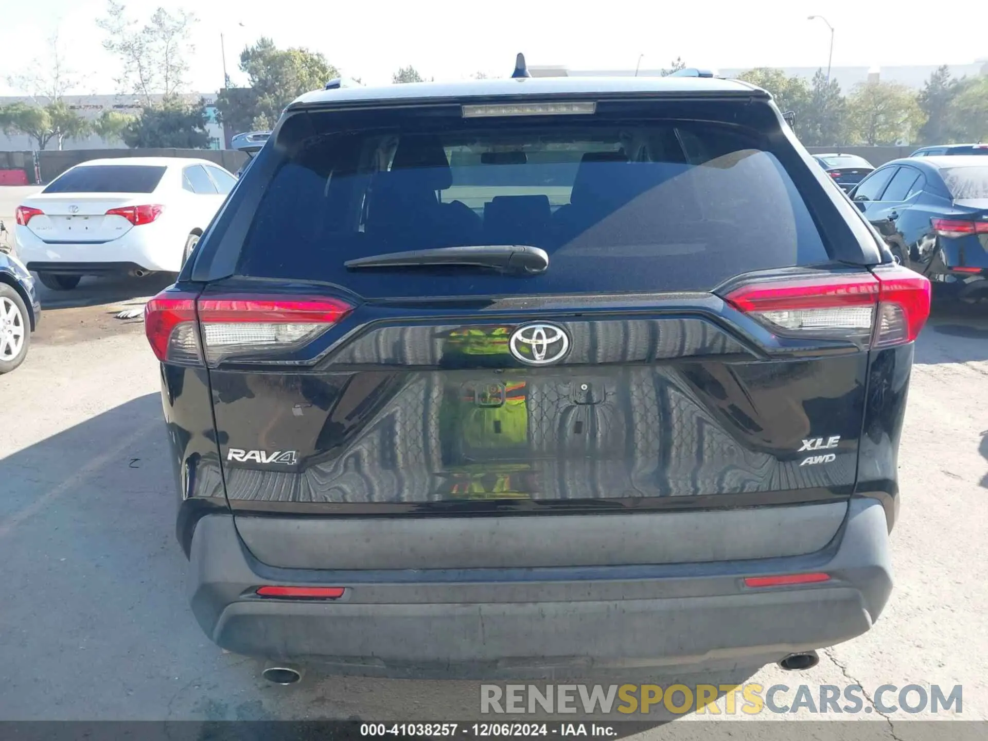 16 fotografías del automóvil dañado 2T3P1RFV7KW032025 TOYOTA RAV4 2019