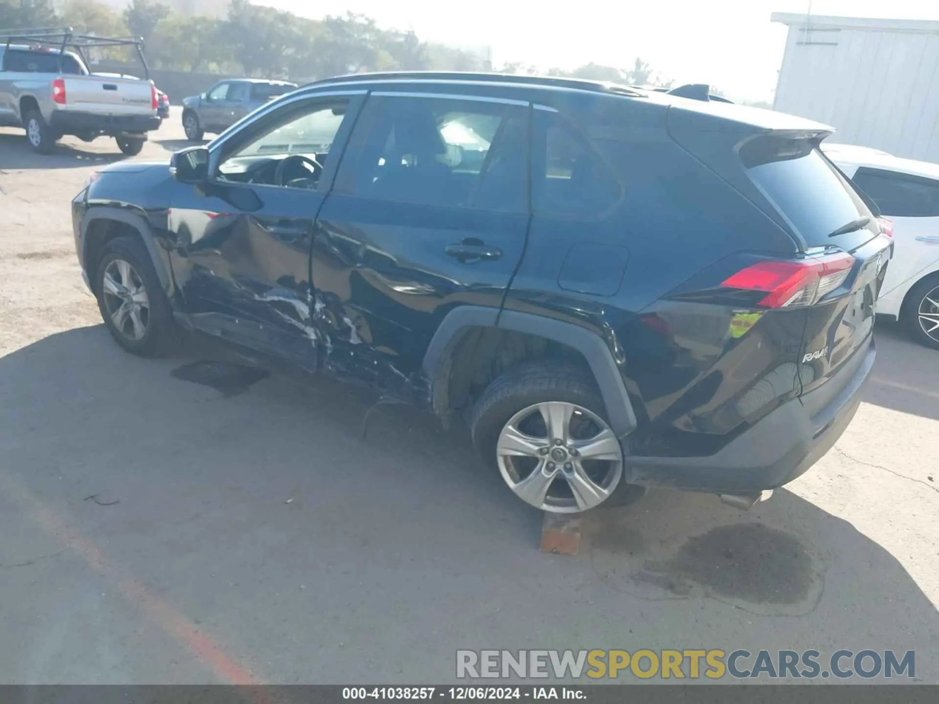 3 fotografías del automóvil dañado 2T3P1RFV7KW032025 TOYOTA RAV4 2019