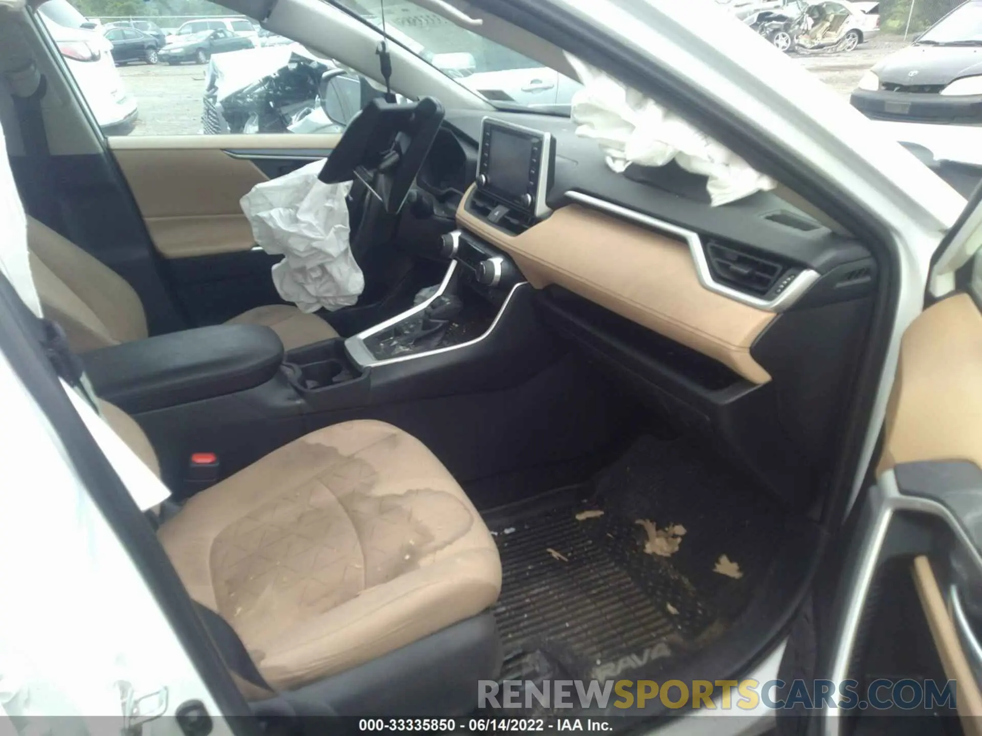 5 fotografías del automóvil dañado 2T3P1RFV7KW043946 TOYOTA RAV4 2019